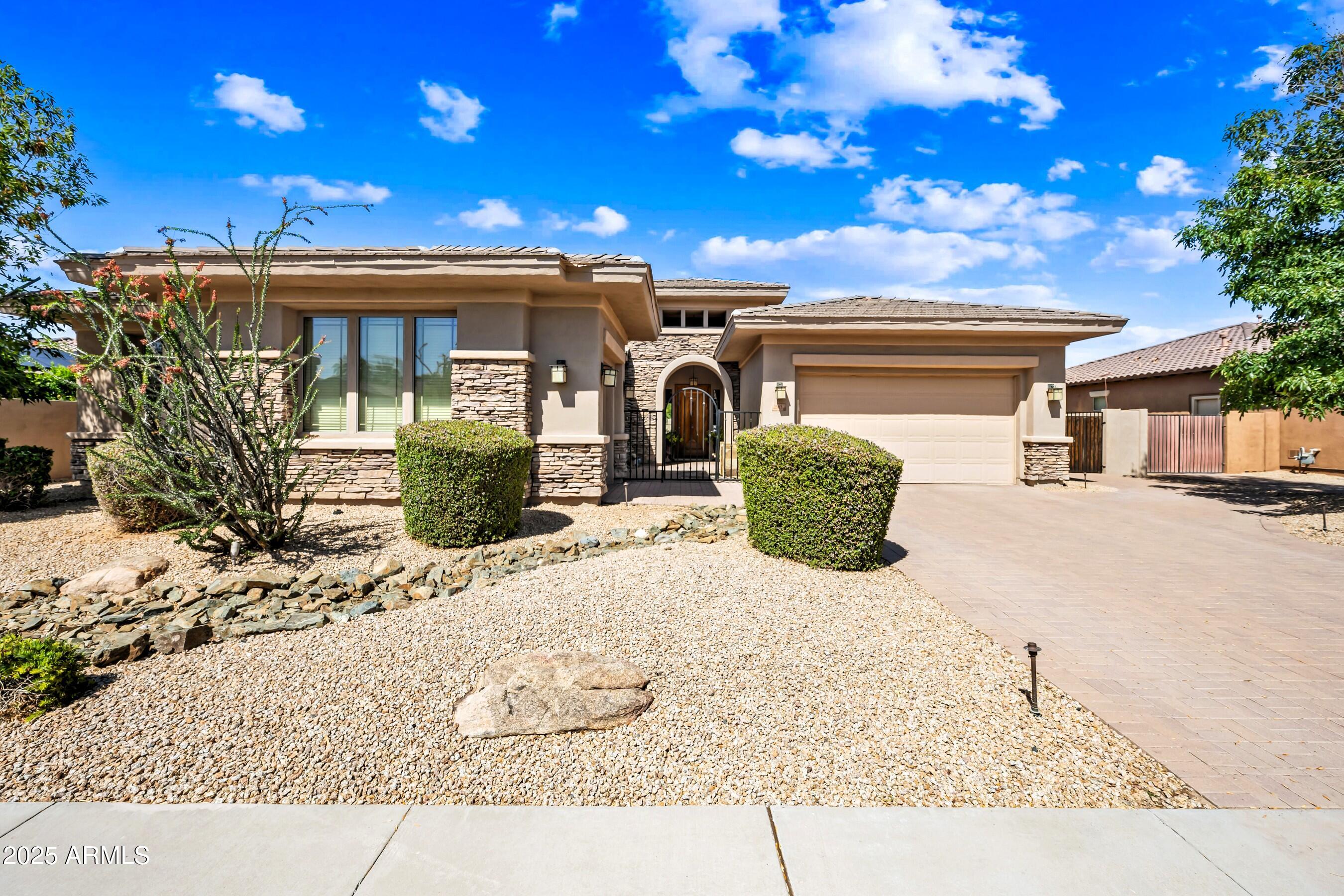 2565 N 141ST Lane