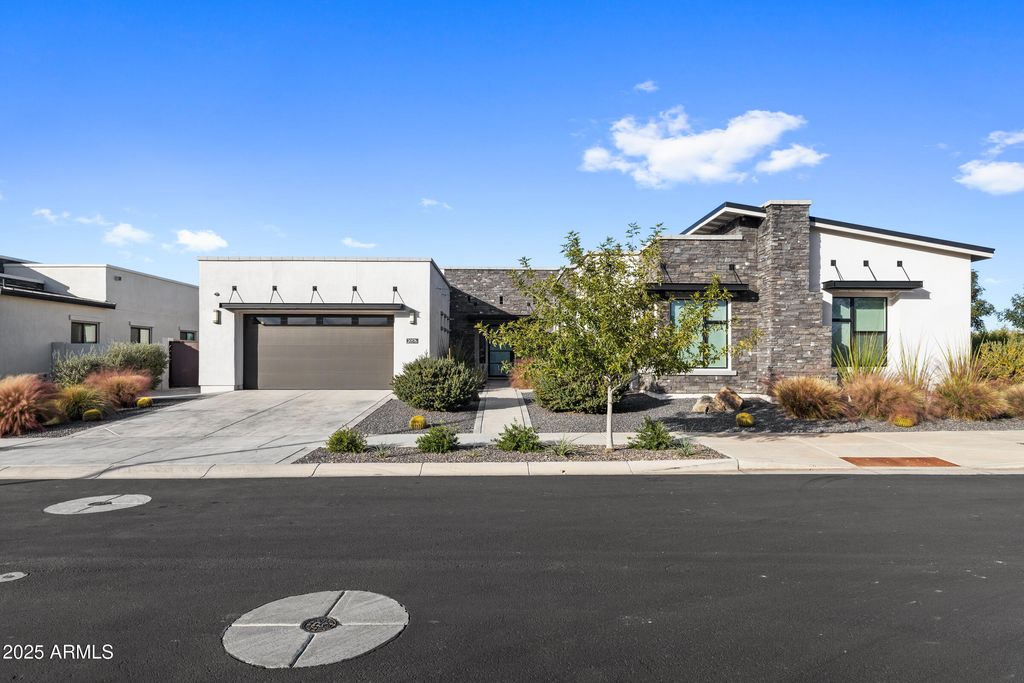 Photo of 20576 E Marsh Road, Queen Creek, AZ 85142 (MLS # 6955543)