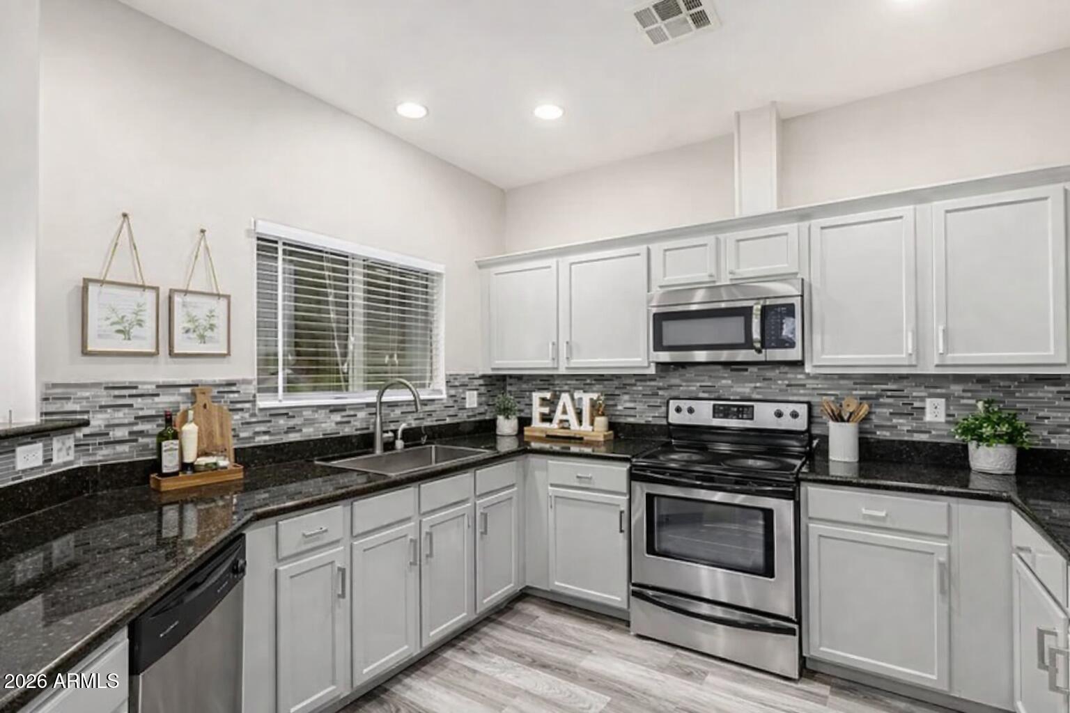 3006 N 37TH Street 8