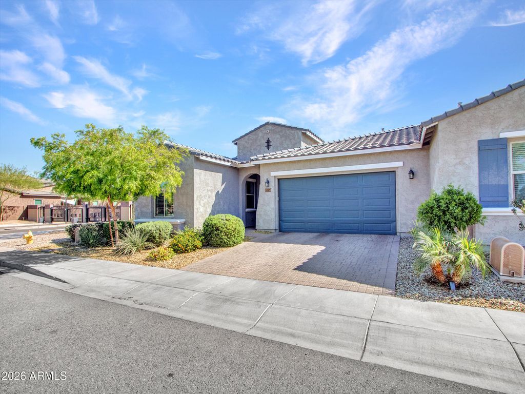 Photo of 1867 N 140th Avenue, Goodyear, AZ 85395 (MLS # 6998098)