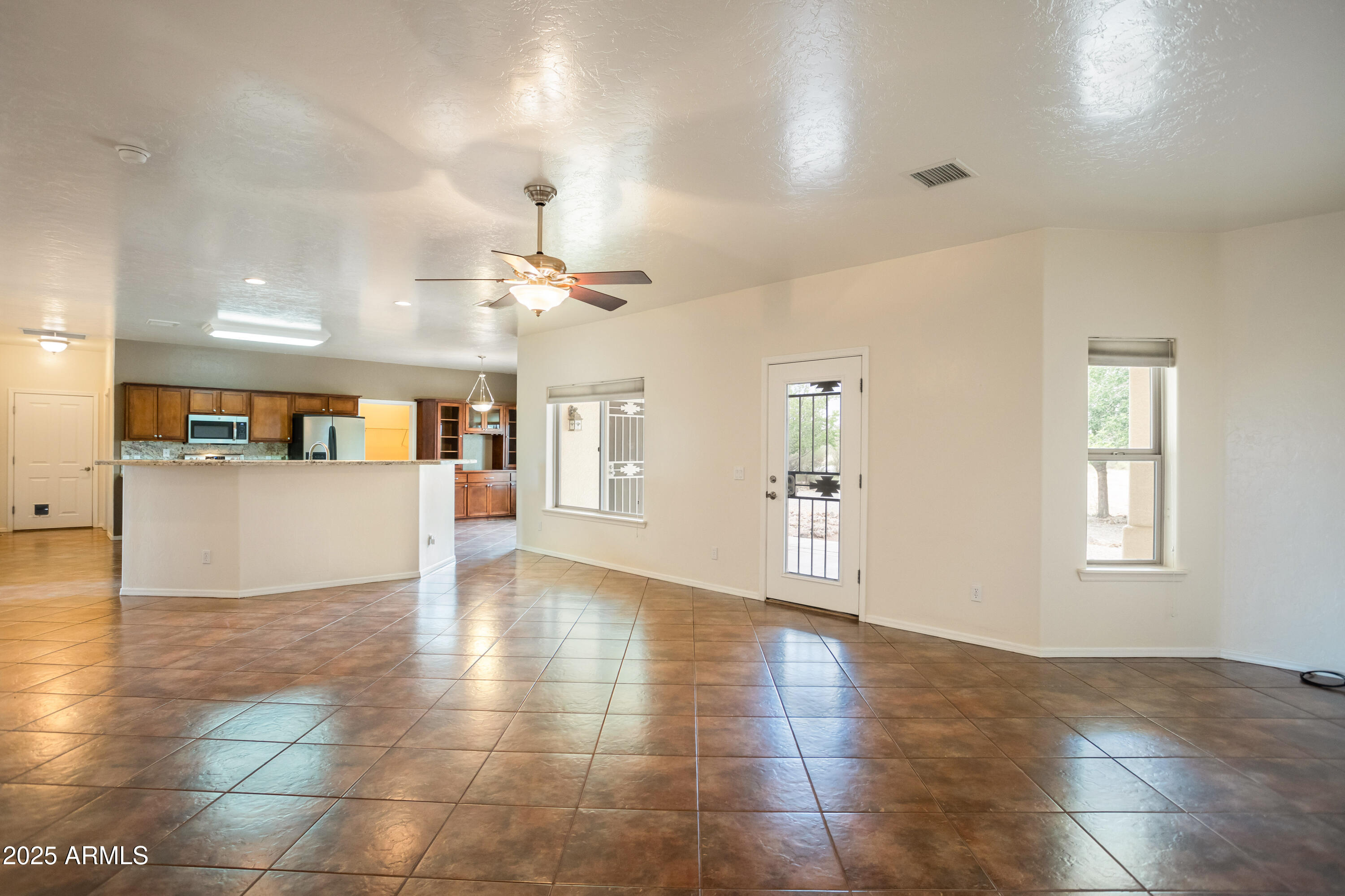 LOS RANCHOS - Residential