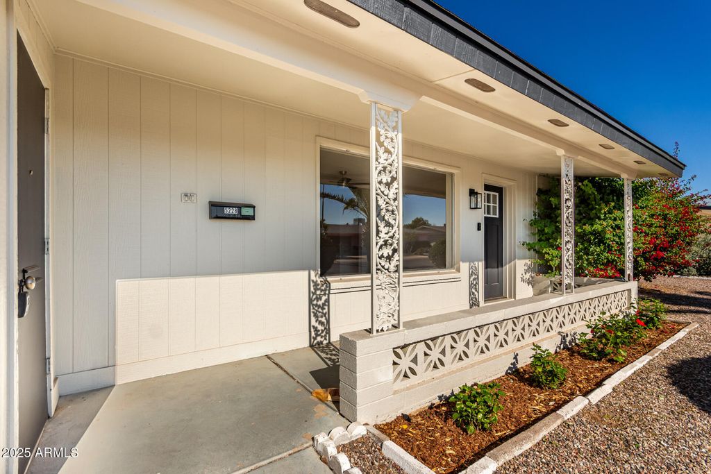 Photo of 5228 E Des Moines Street, Mesa, AZ 85205 (MLS # 6952087)