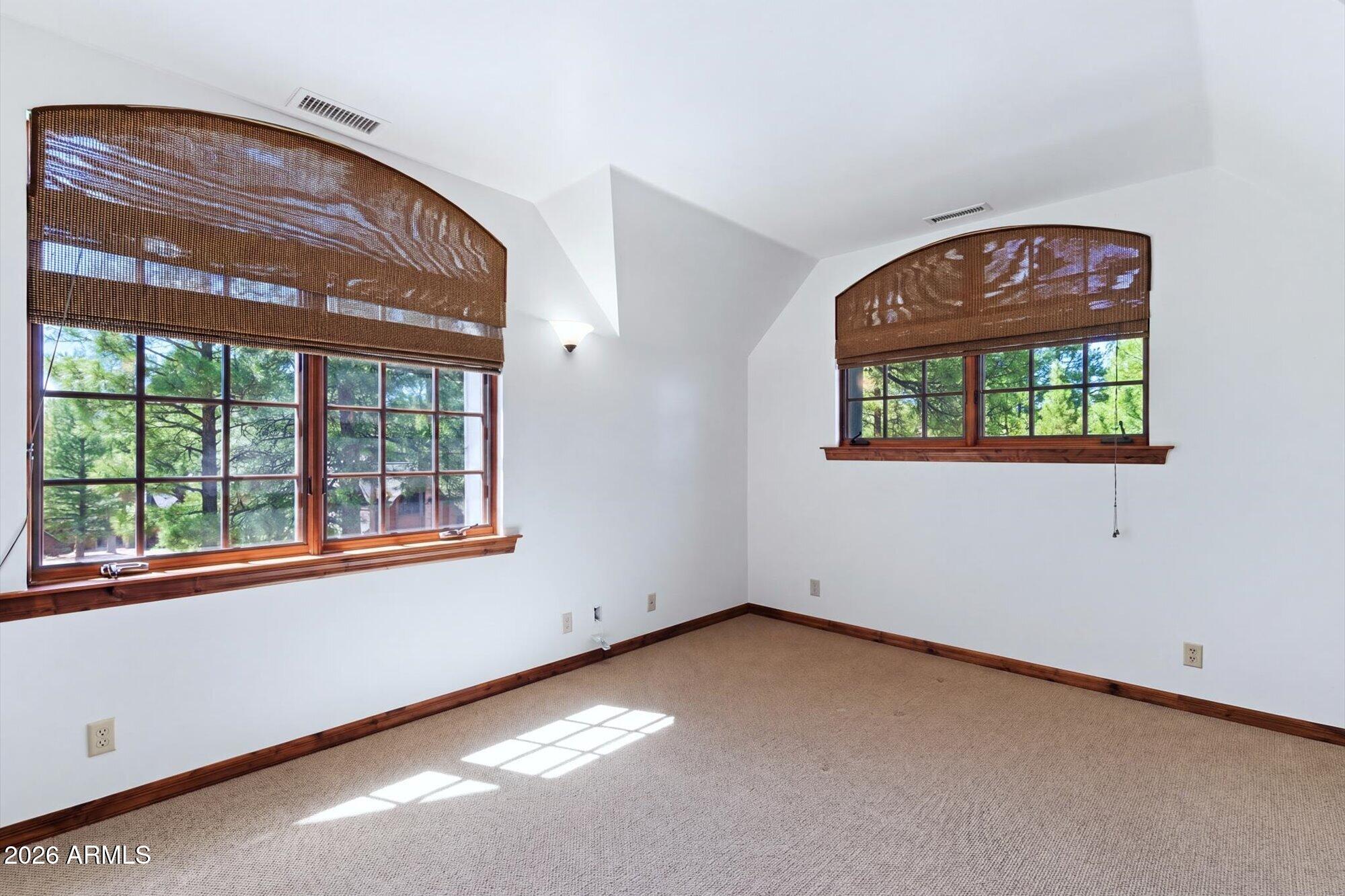 Flagstaff, Arizona, 86005, United States, 4 Bedrooms Bedrooms, ,4 BathroomsBathrooms,Residential,Active,2009377