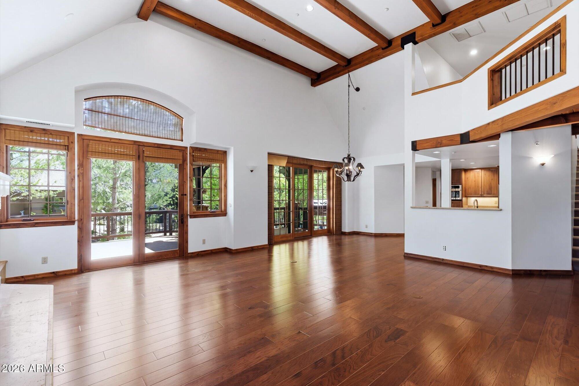 1713 E SOLITUDE Court