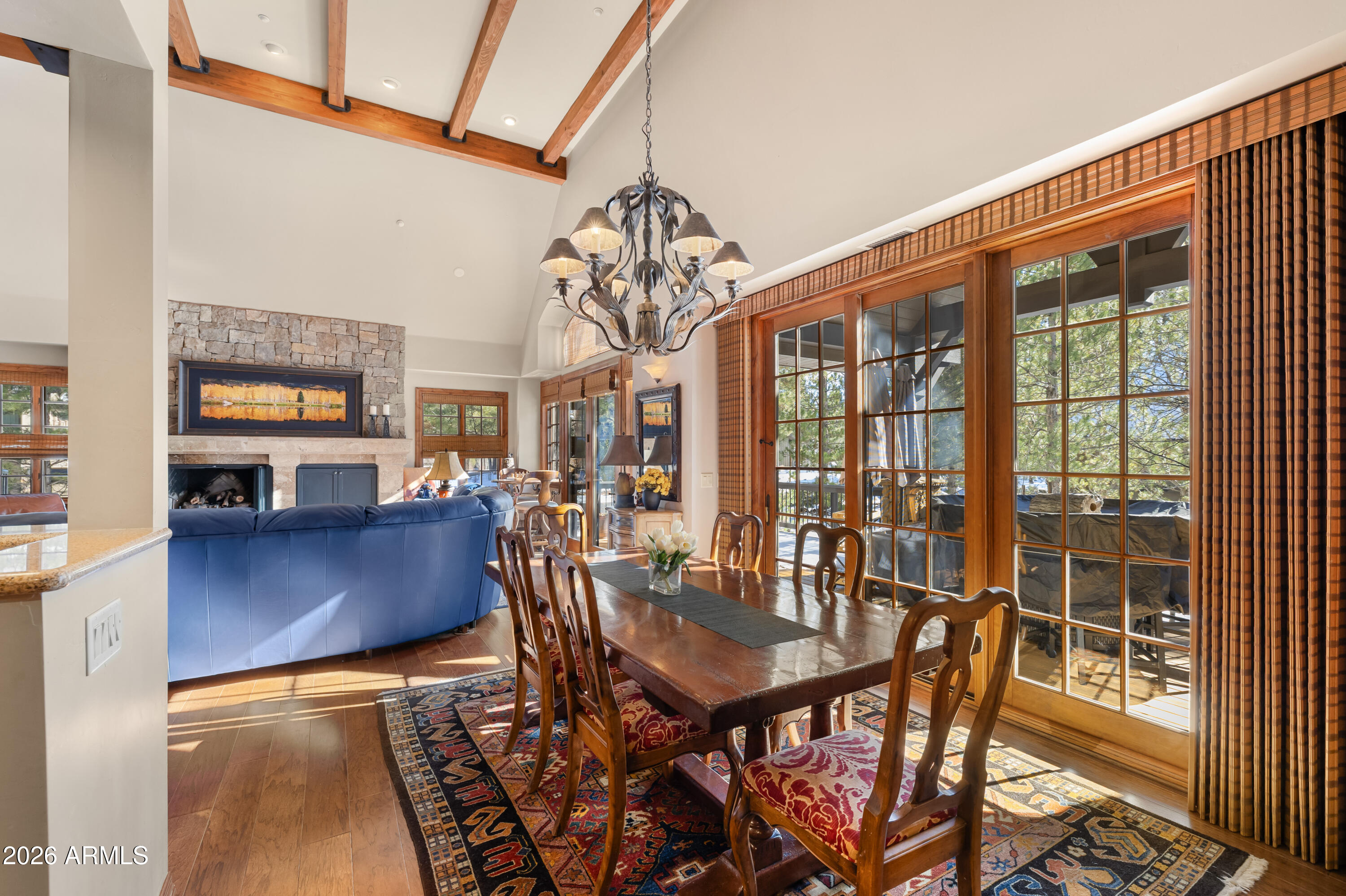 1713 E SOLITUDE Court