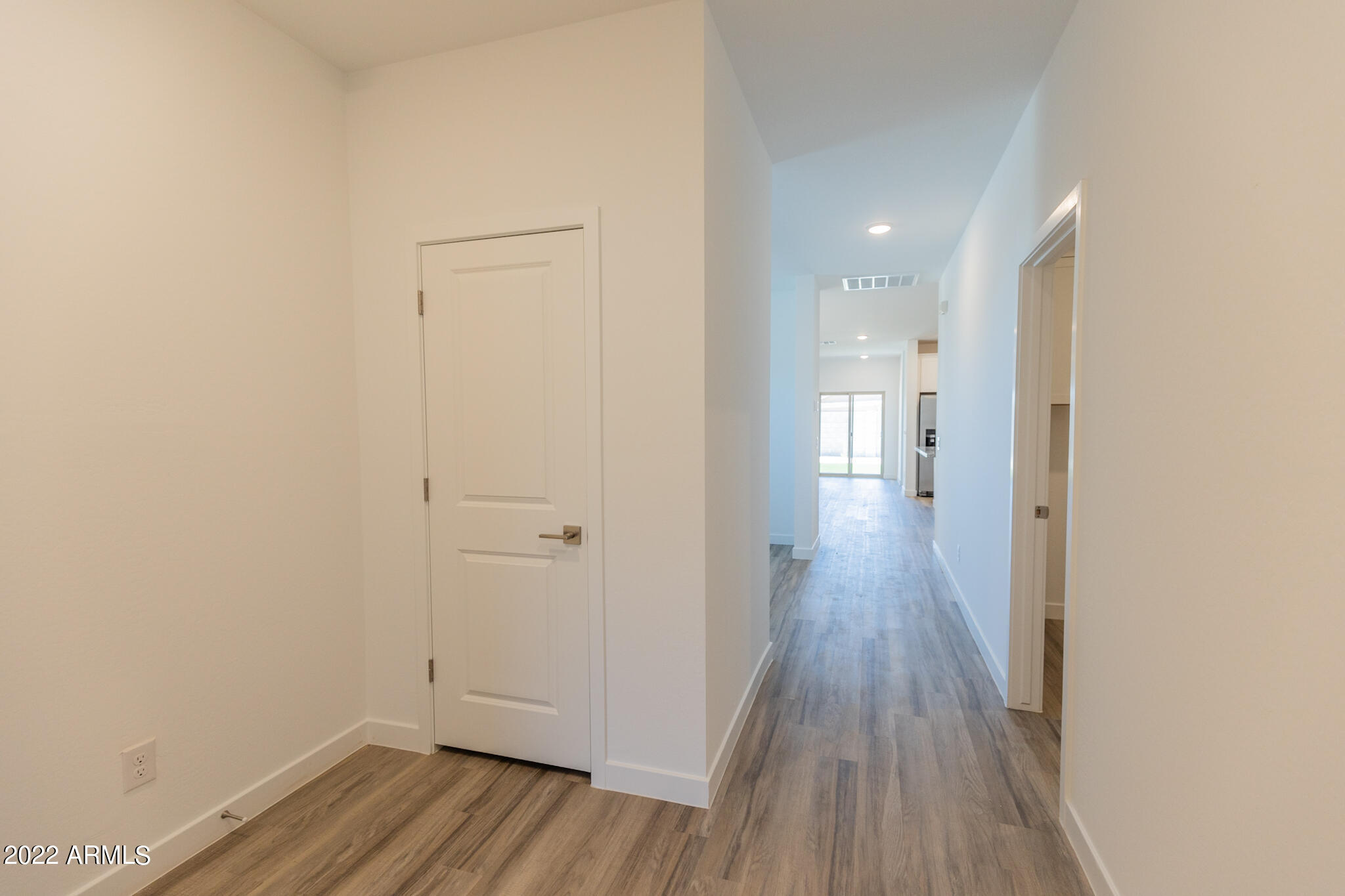 17073 W ALICE Avenue