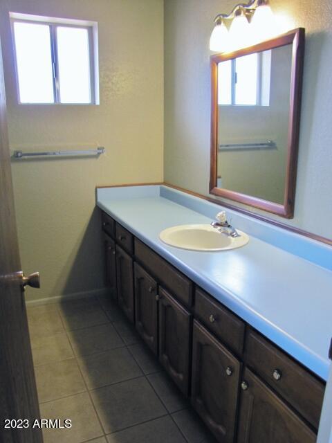 VISTA VILLAGE UNIT 5 - Residential Lease