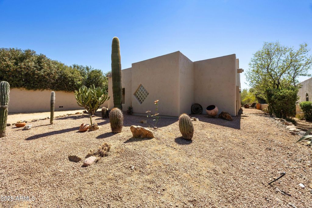 Photo of 39006 N Habitat Circle Circle, Cave Creek, AZ 85331 (MLS # 6846245)