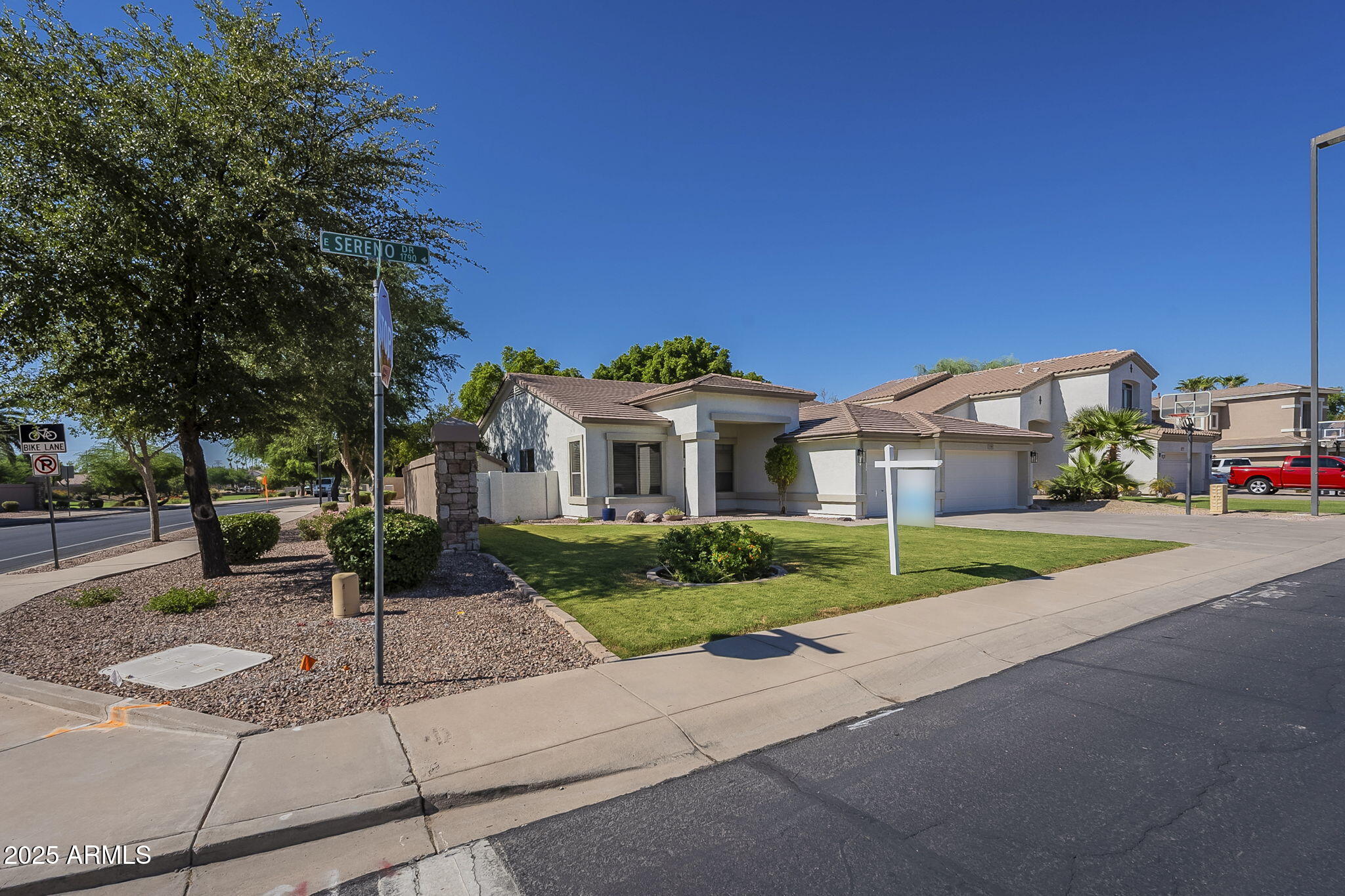 1785 E SERENO Drive