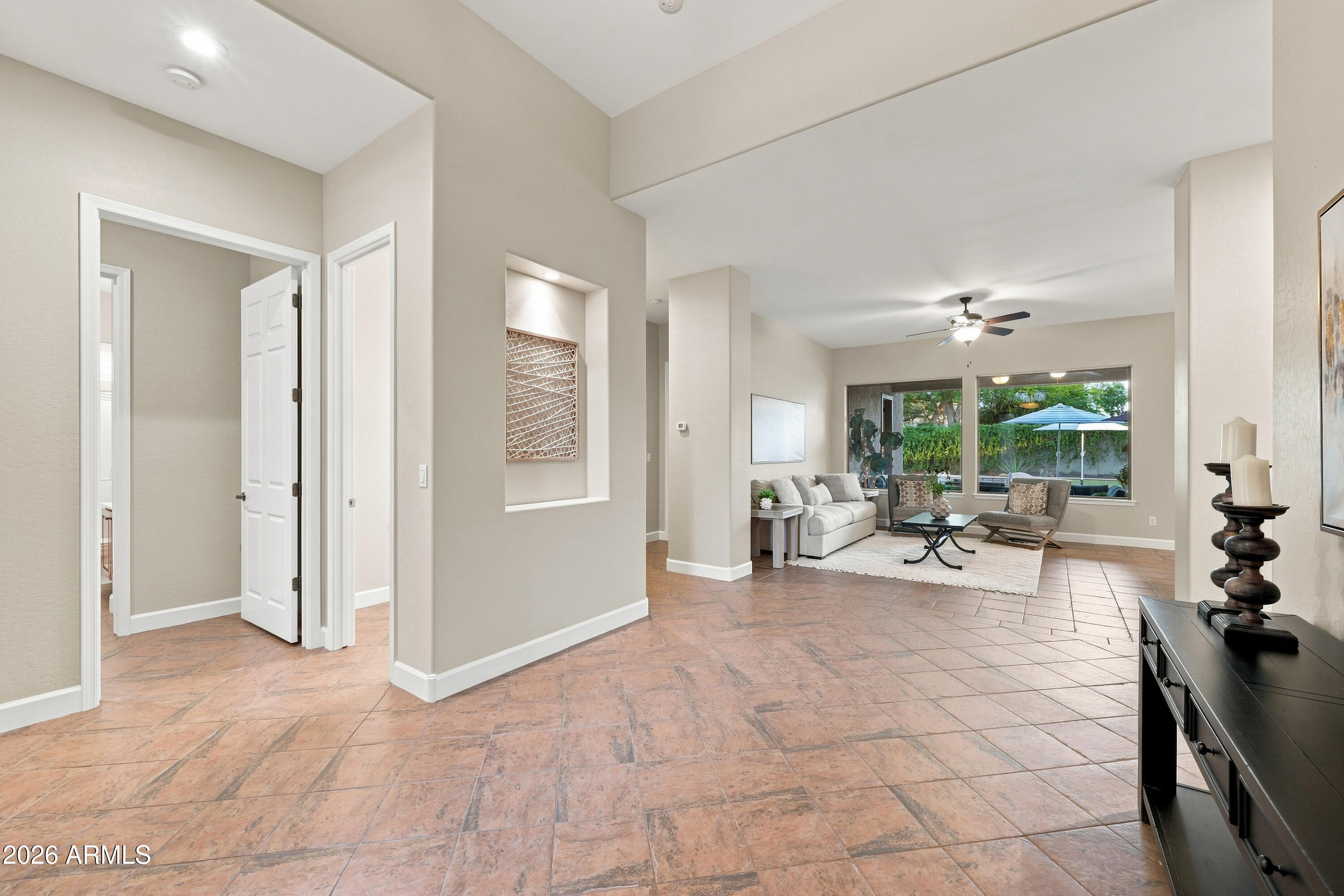 481 E VERMONT Drive