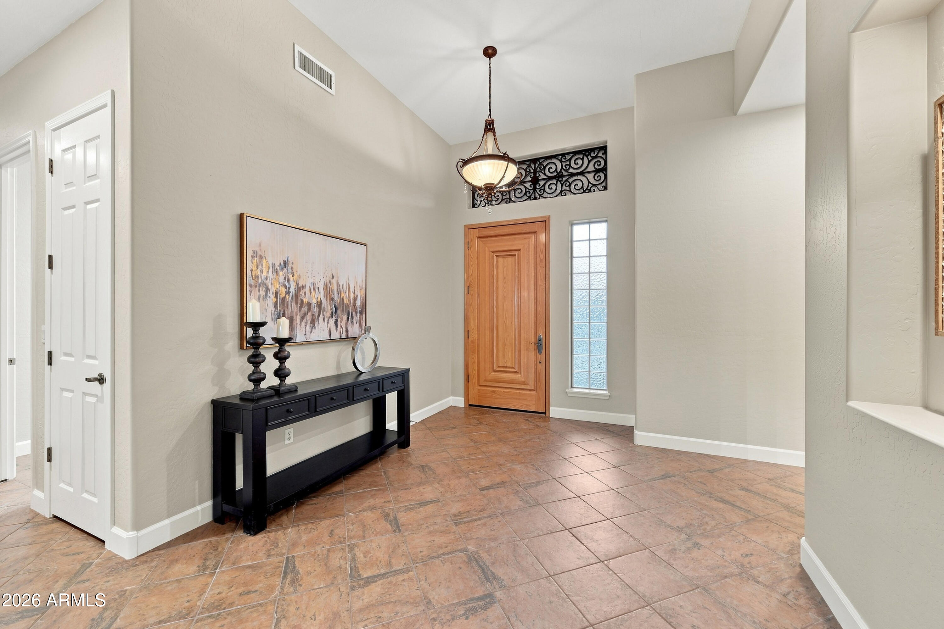 481 E VERMONT Drive