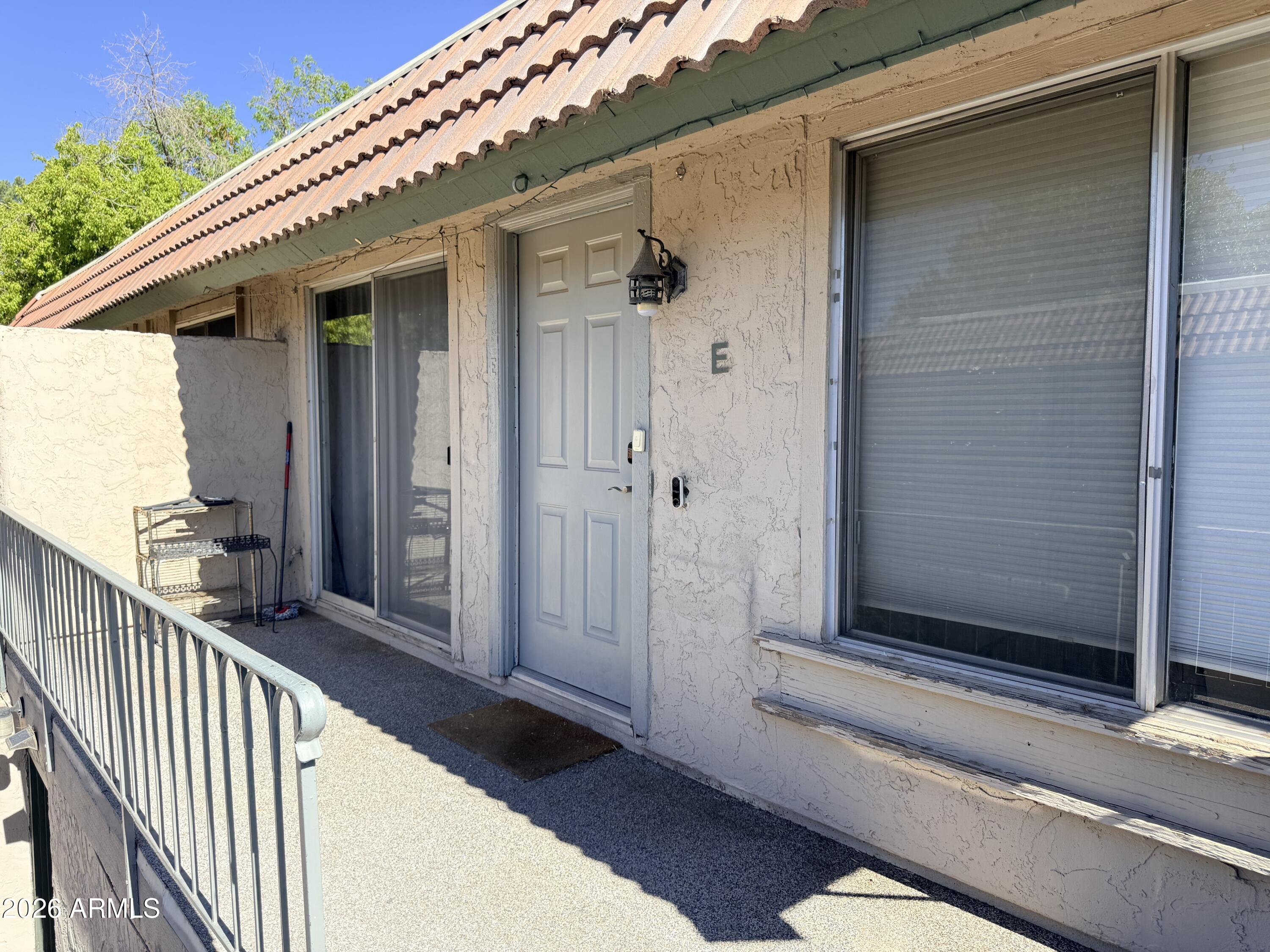 5625 S ADMIRALTY Court E E