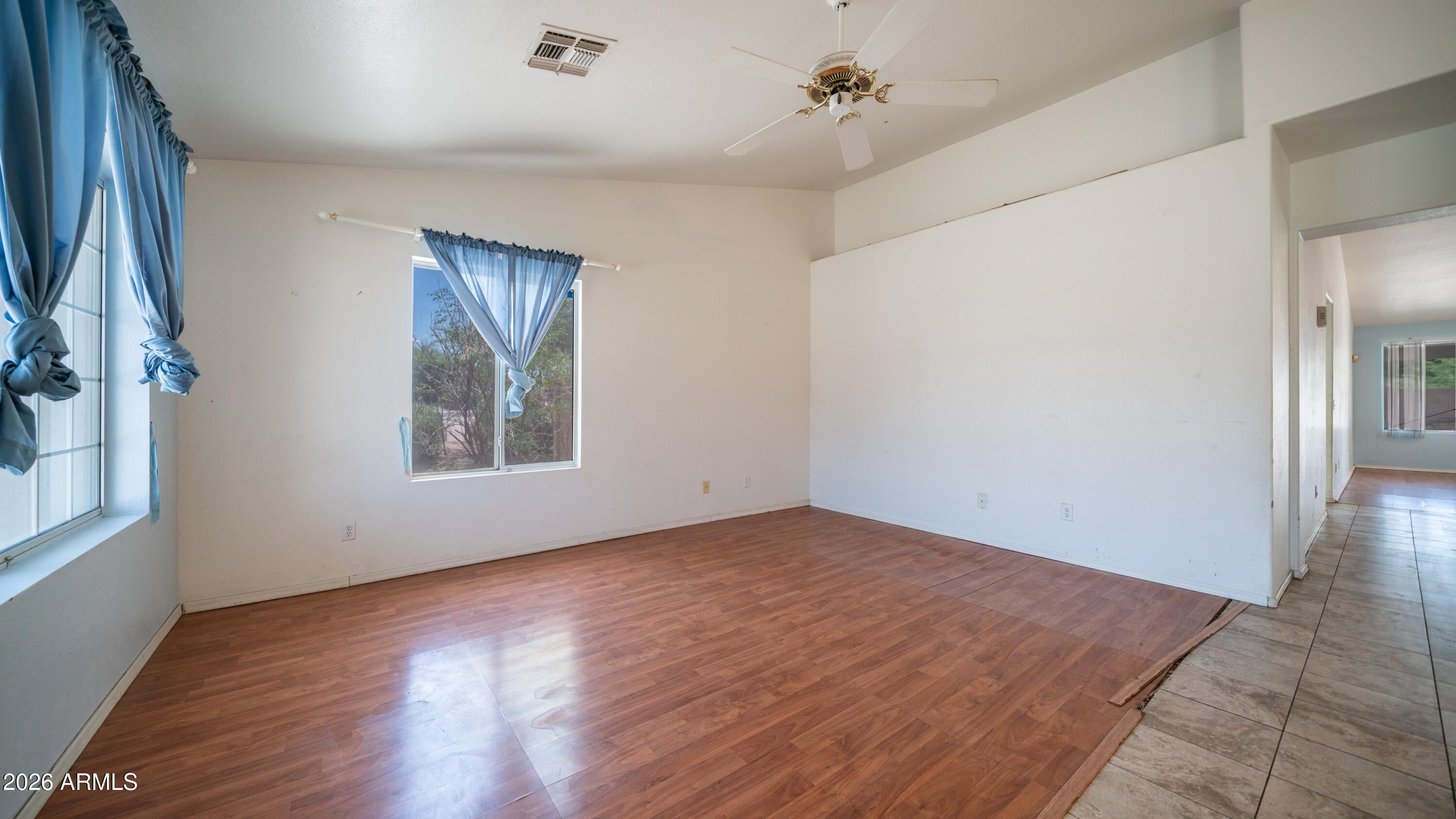 861 W 13TH Avenue