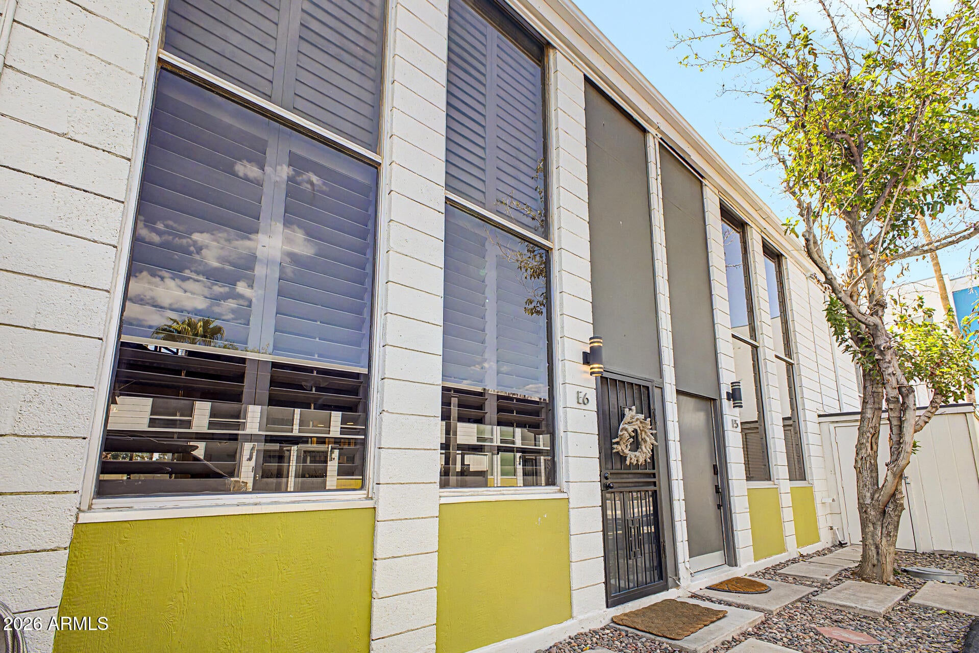 385 W PIERSON Street E6