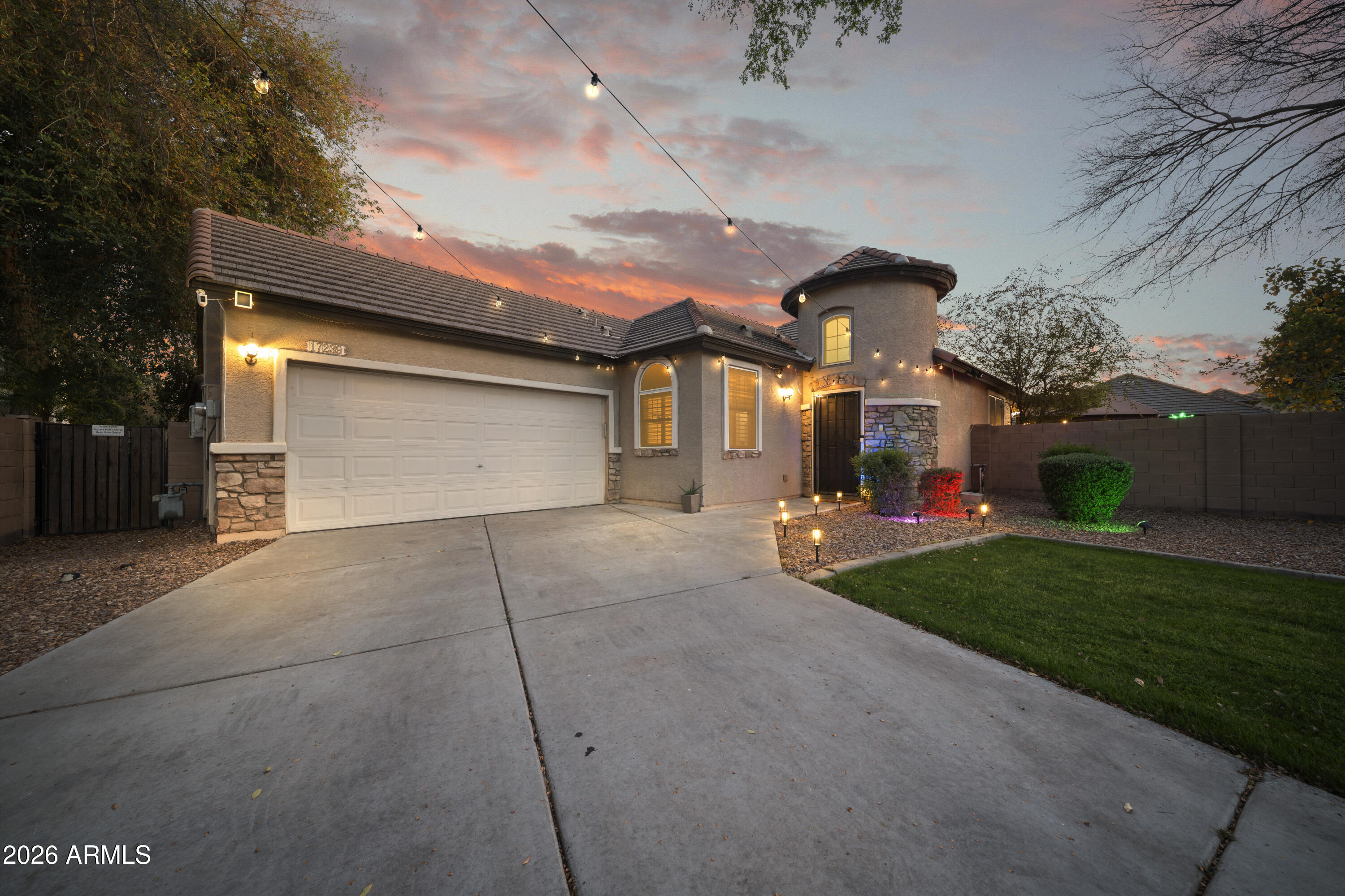 17239 W IRONWOOD Street