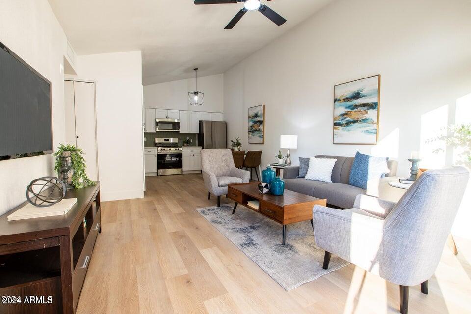 2130 W CAMINO Street 5