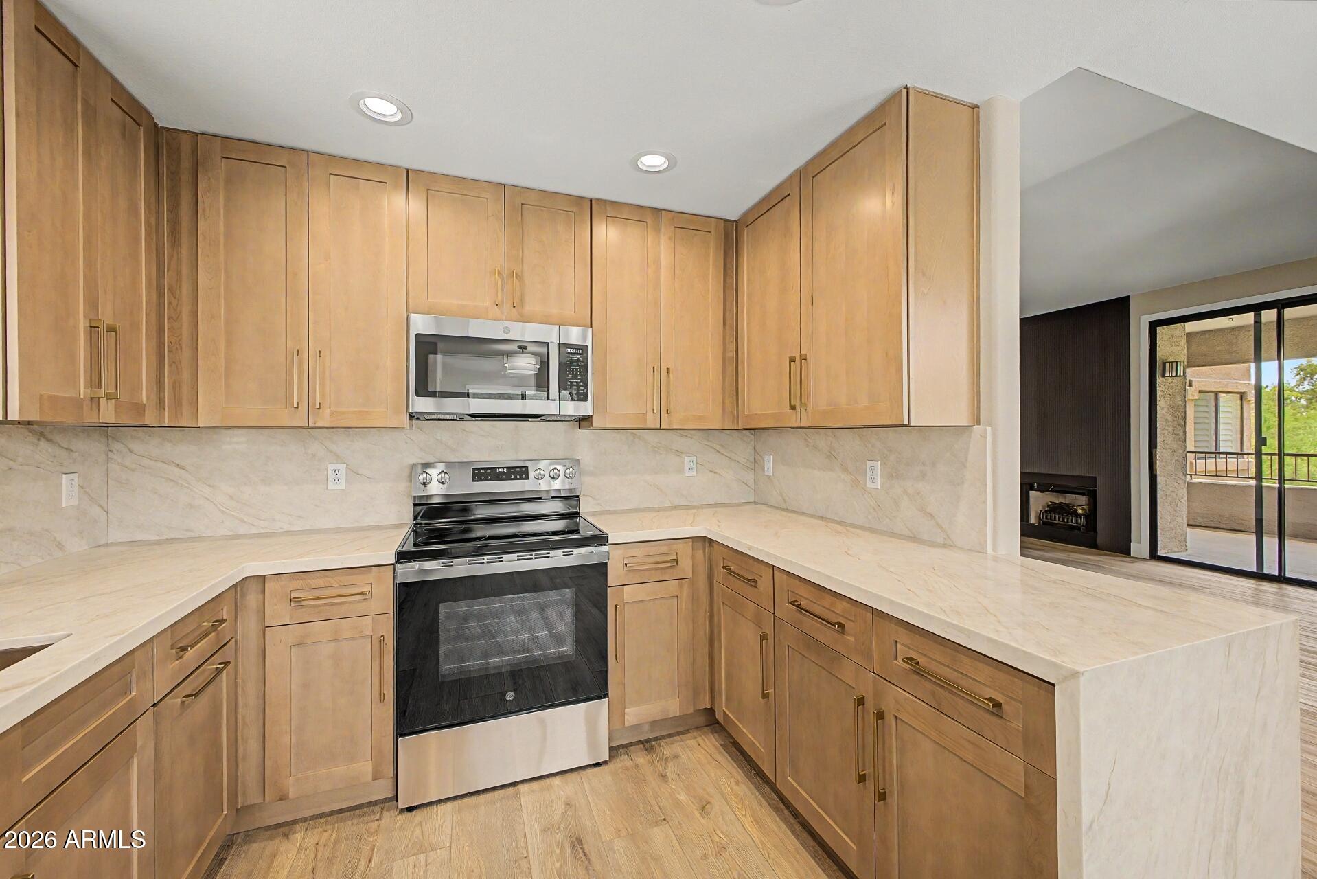 15380 N 100th Street 2114
