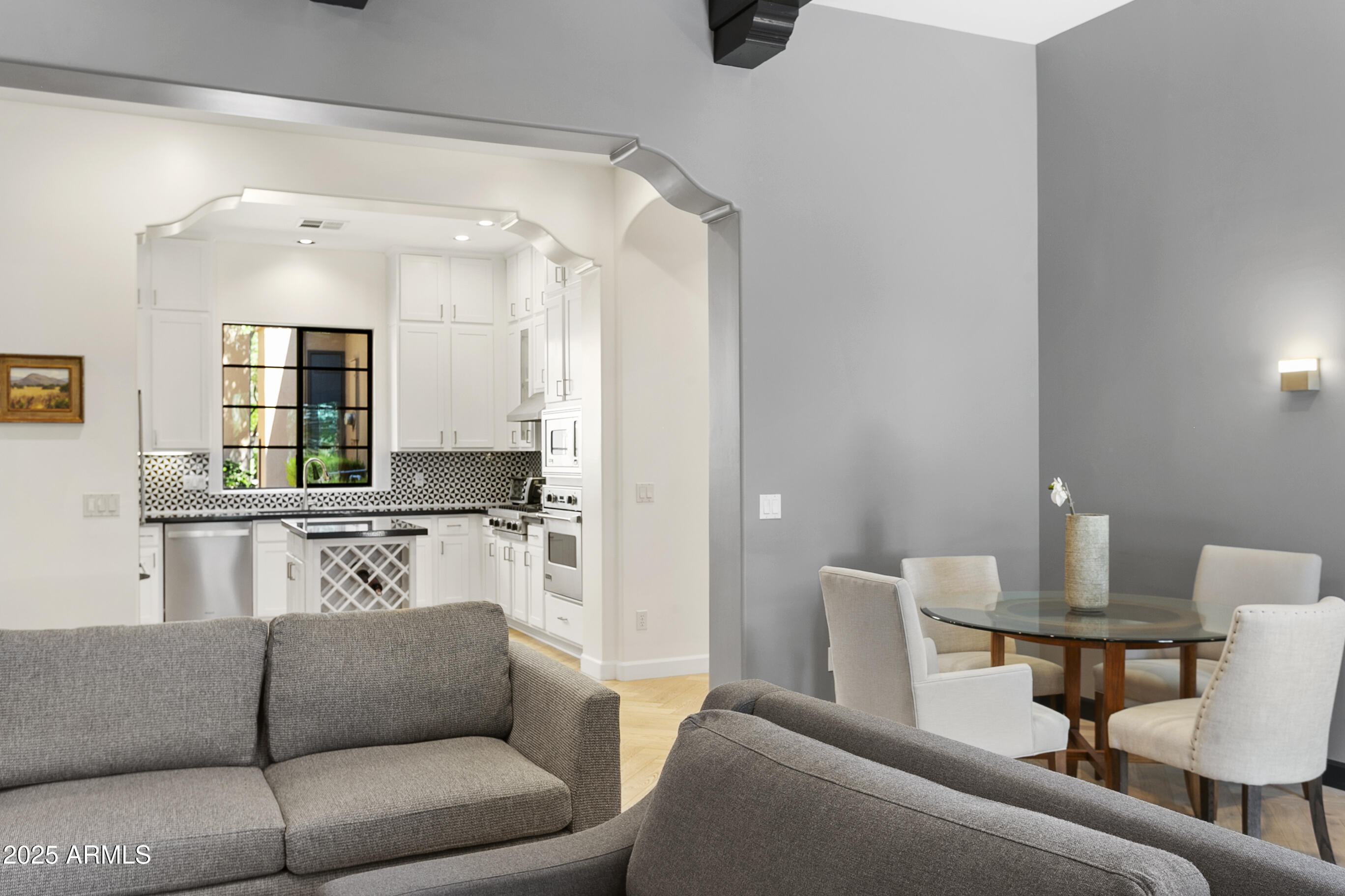 18650 N THOMPSON PEAK Parkway 1060