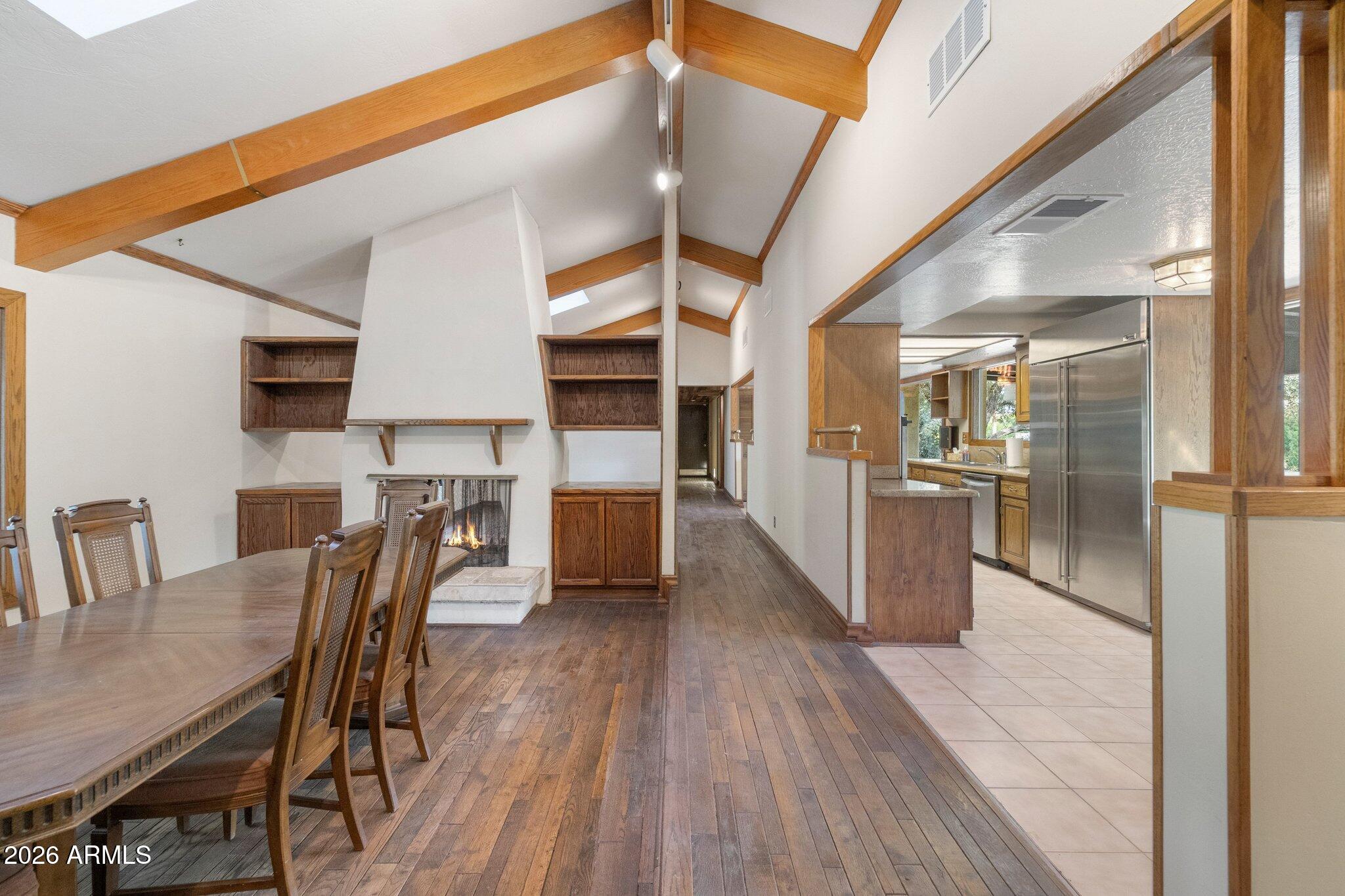 14 E ORANGEWOOD Avenue