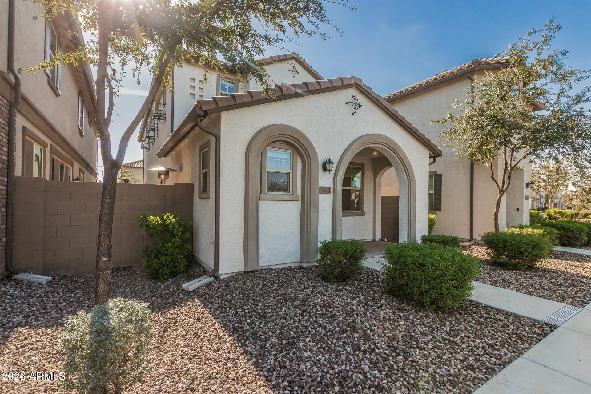 1213 E WEATHERBY Way