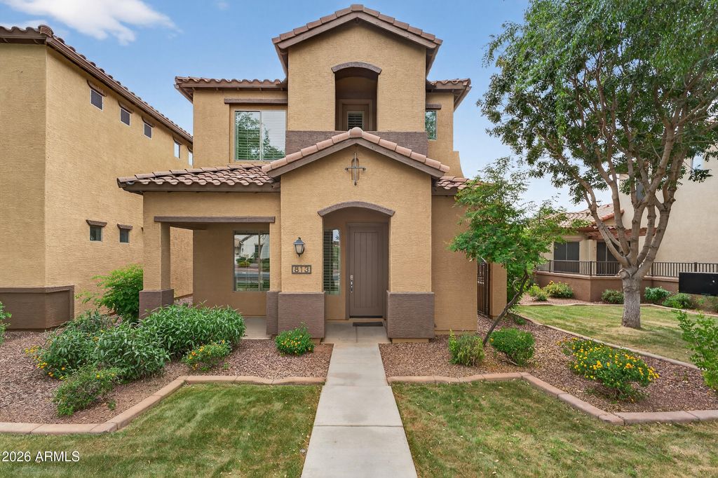 Photo of 813 W Village Parkway, Litchfield Park, AZ 85340 (MLS # 7010641)