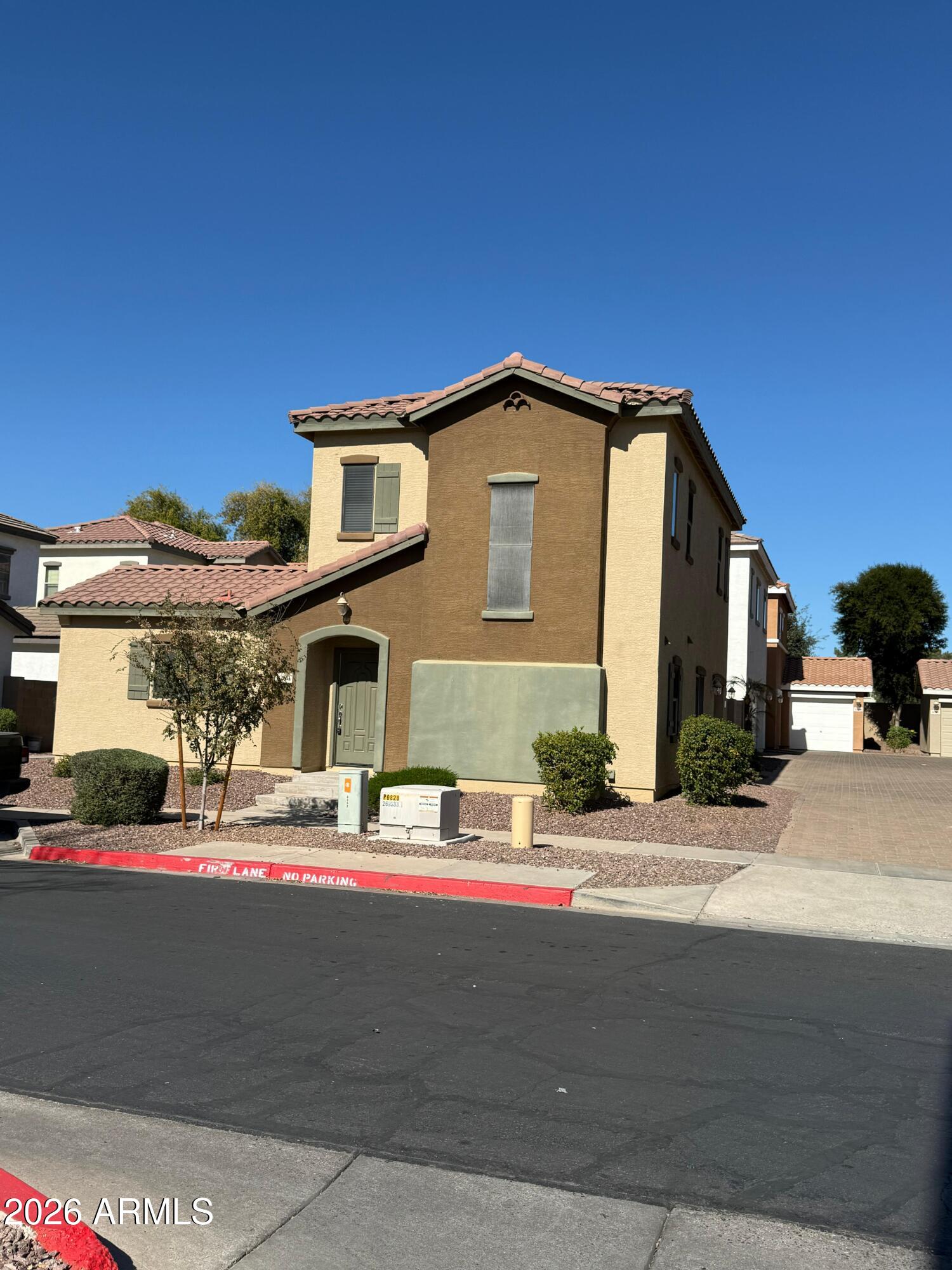 4752 E Laurel Avenue