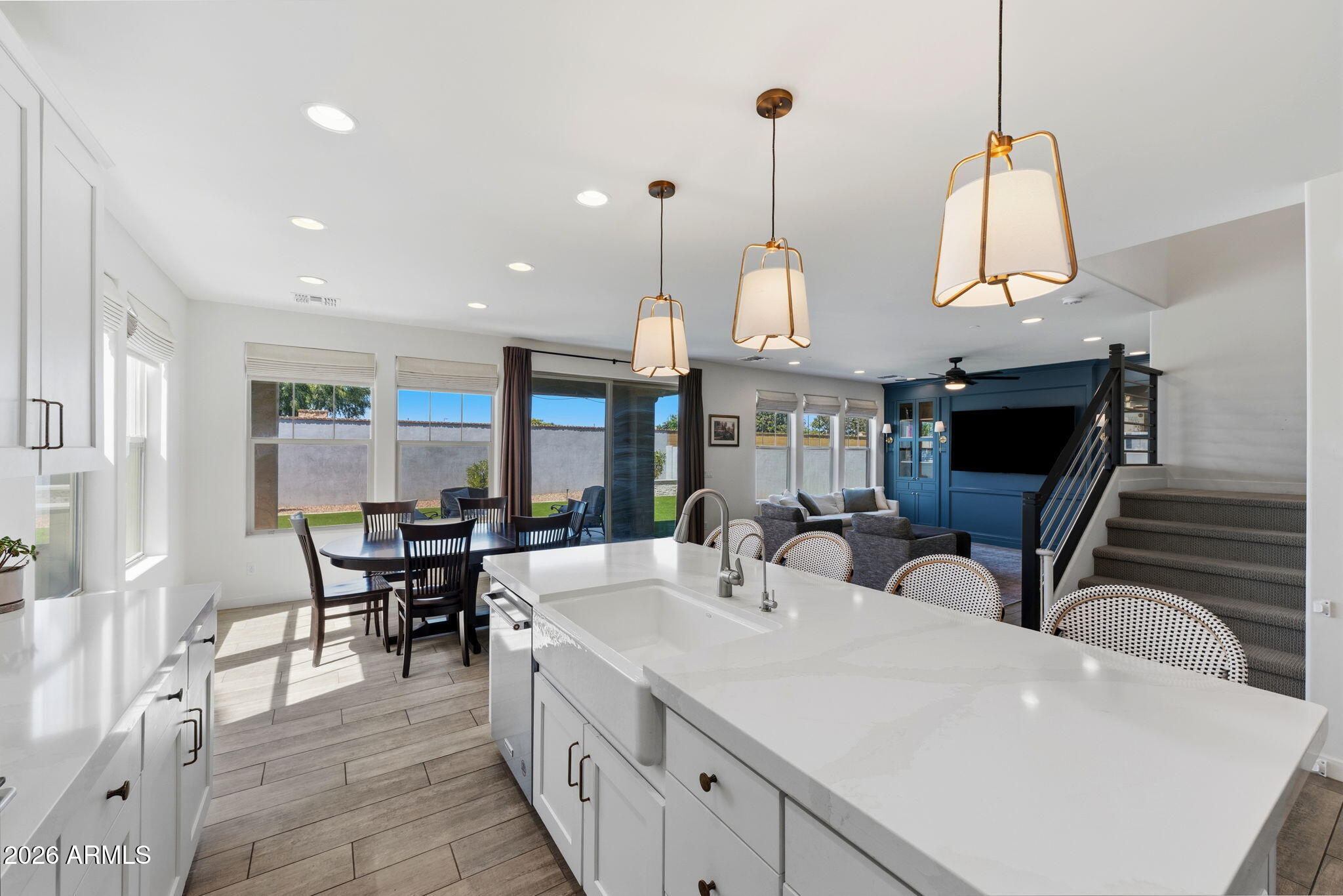 STRATFORD - Residential