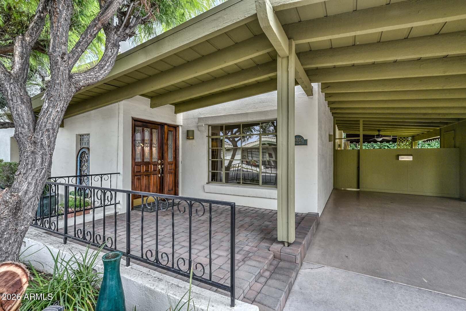 6035 N 10th Place