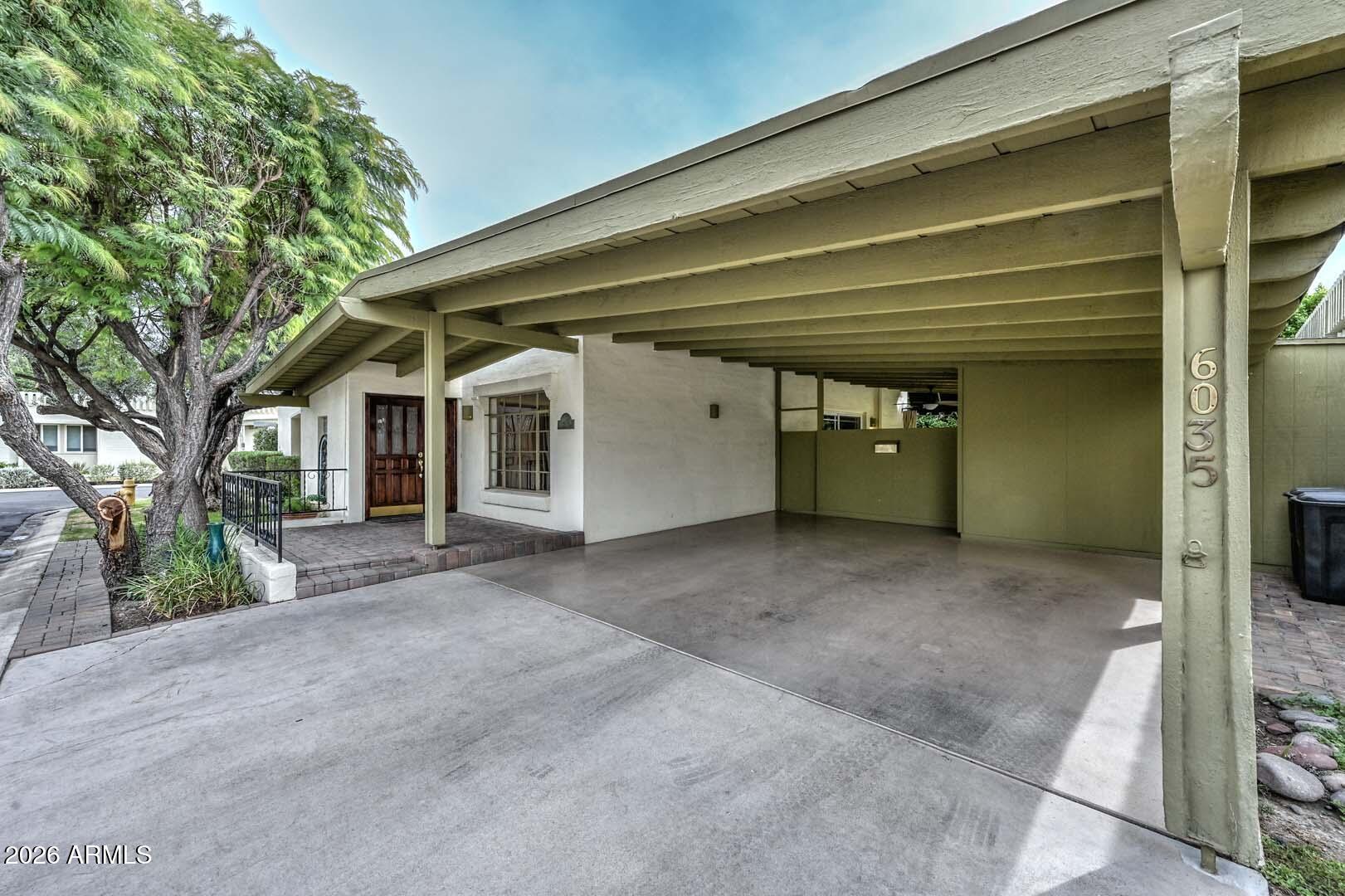 6035 N 10th Place