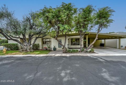 Photo of 6035 N 10th Place, Phoenix, AZ 85014 (MLS # 7019481)