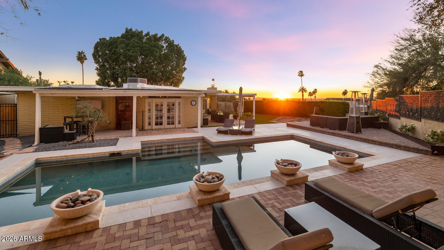 Phoenix, Arizona, 85020, United States, 2 Bedrooms Bedrooms, ,2 BathroomsBathrooms,Residential,Active,2012213