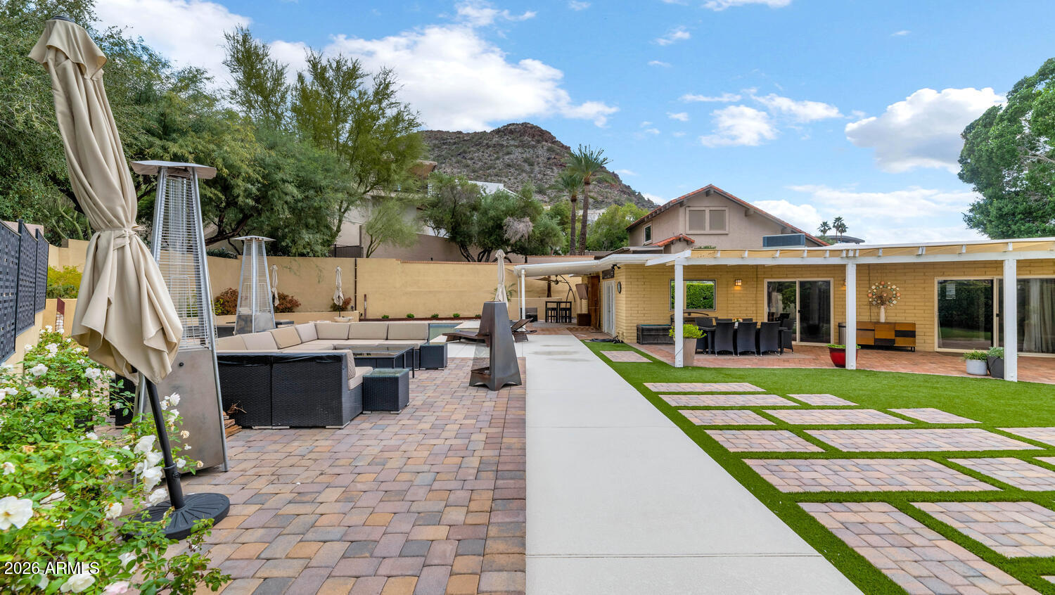 Phoenix, Arizona, 85020, United States, 2 Bedrooms Bedrooms, ,2 BathroomsBathrooms,Residential,Active,2012213