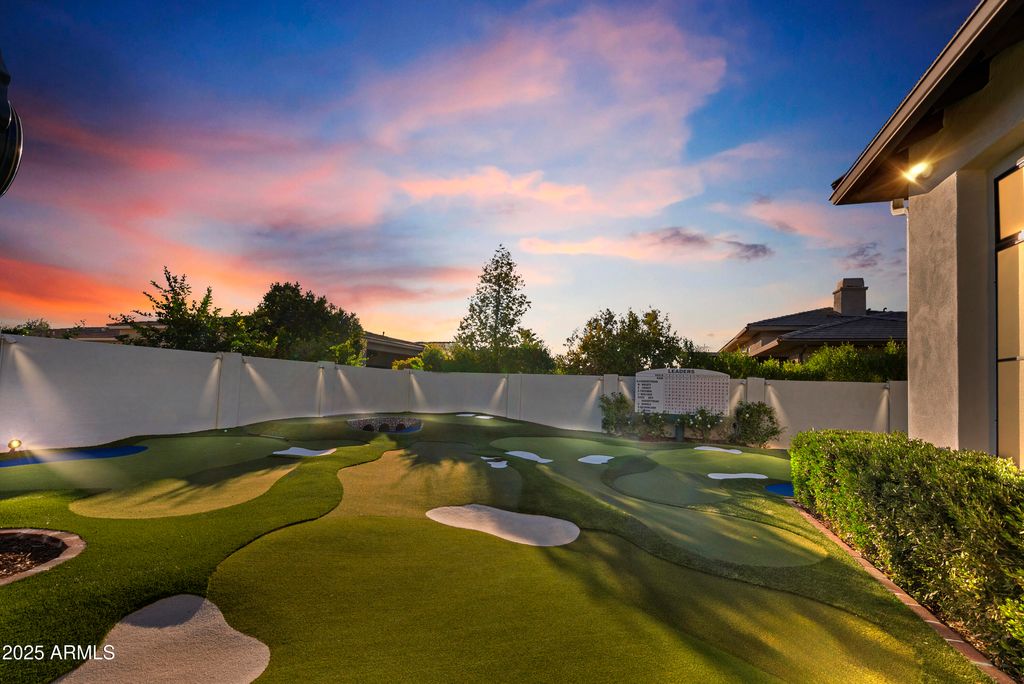 Photo of 2753 E Hummingbird Way, Gilbert, AZ 85297 (MLS # 6959236)