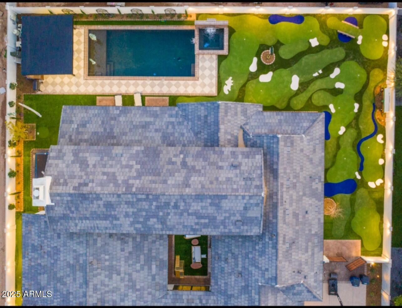 2753 E HUMMINGBIRD Way