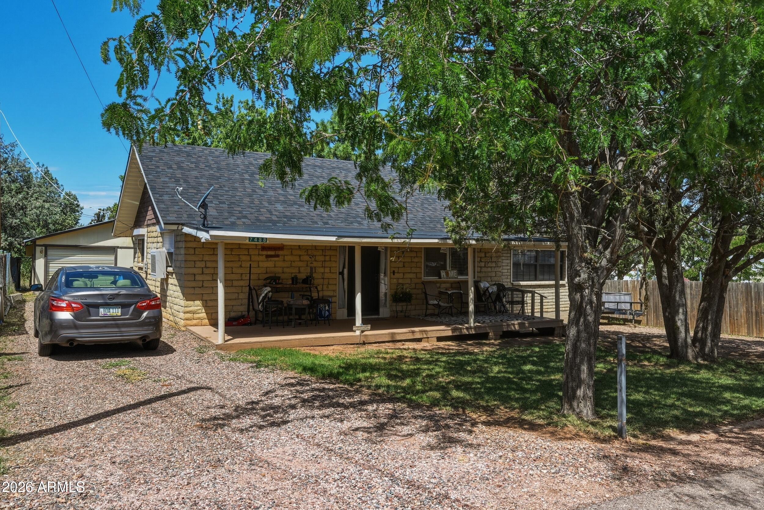 7488 N PALOMA Vista