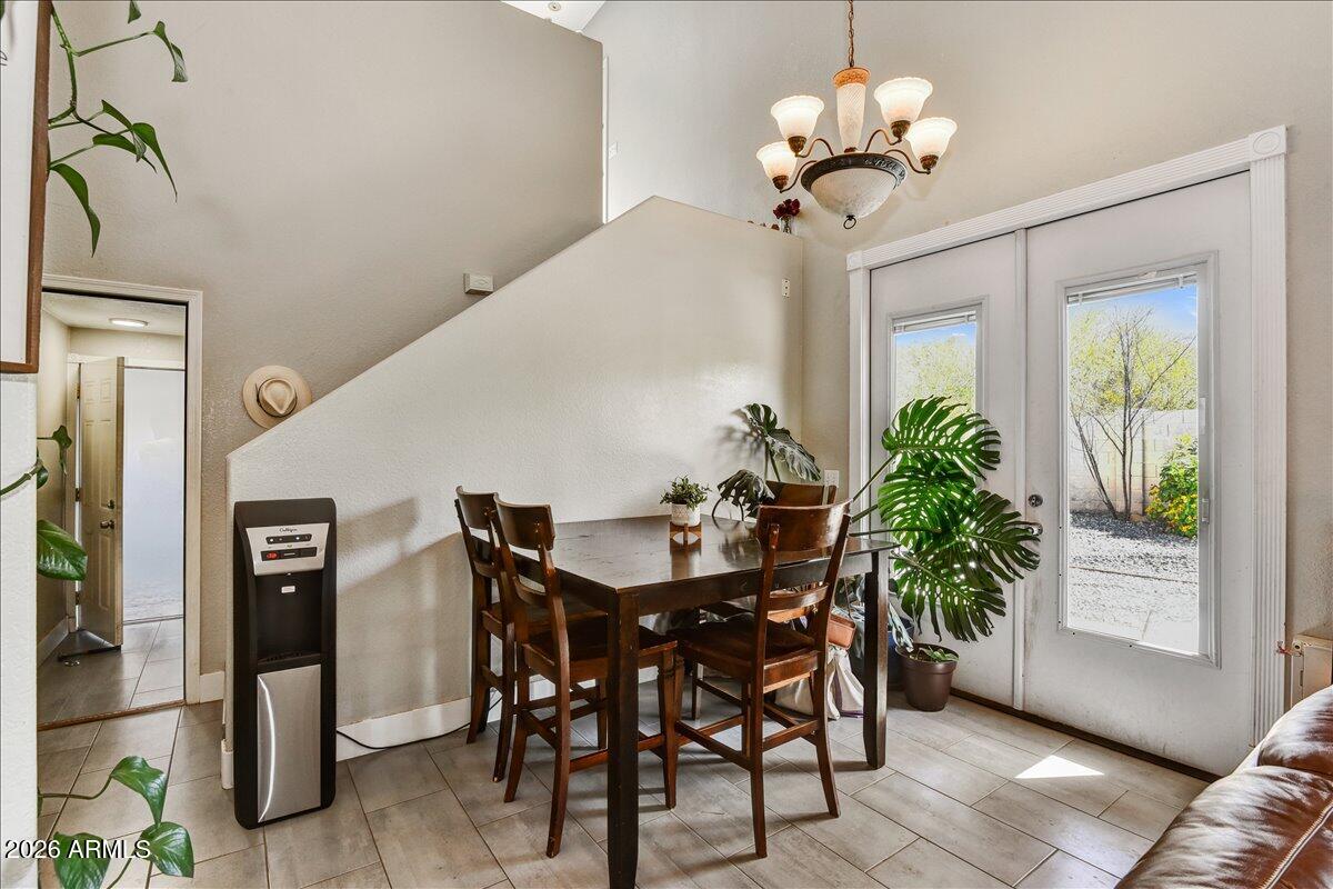 1418 E MALAPAI Drive