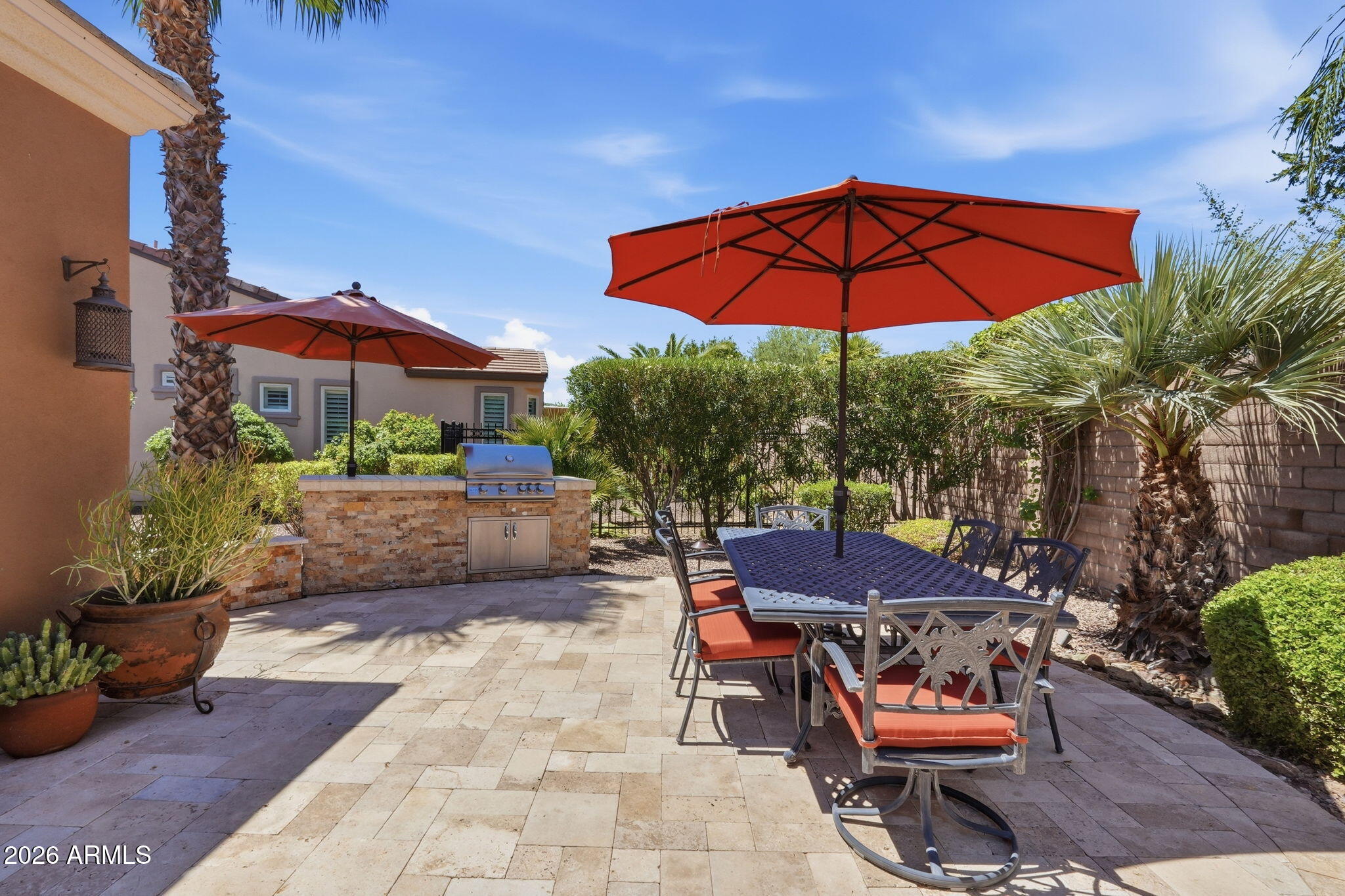 1556 E ALEGRIA Road