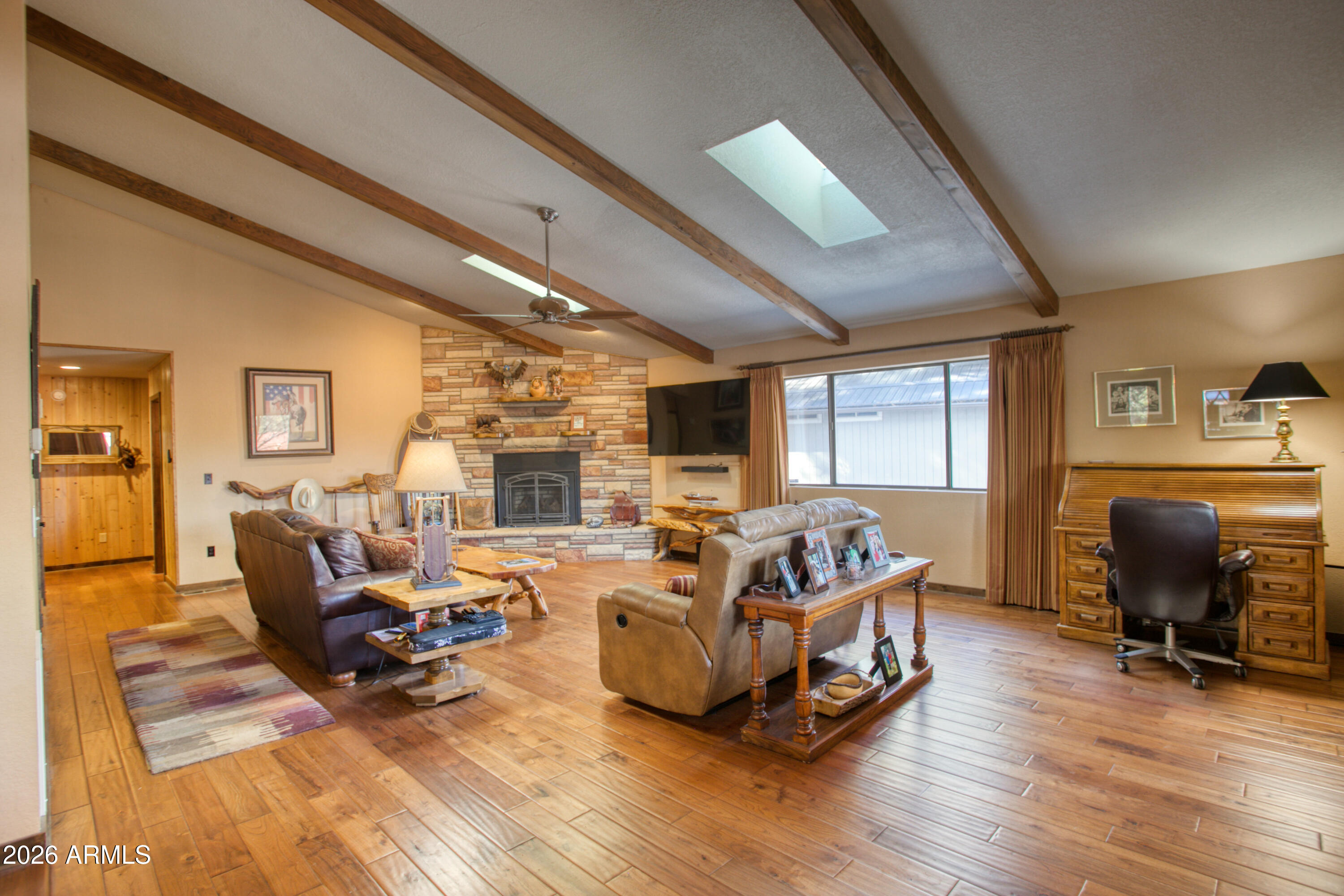 6689 COUNTRY CLUB Drive