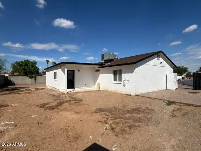 4533 W PALM Lane