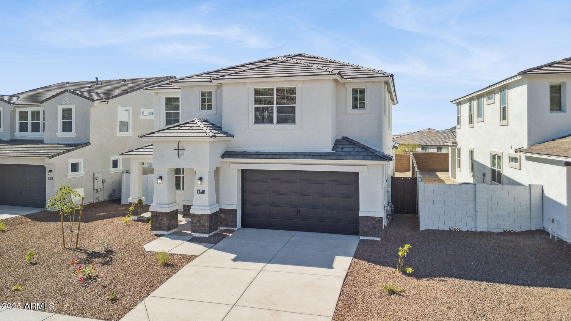 6931 W BUCKHORN Trail