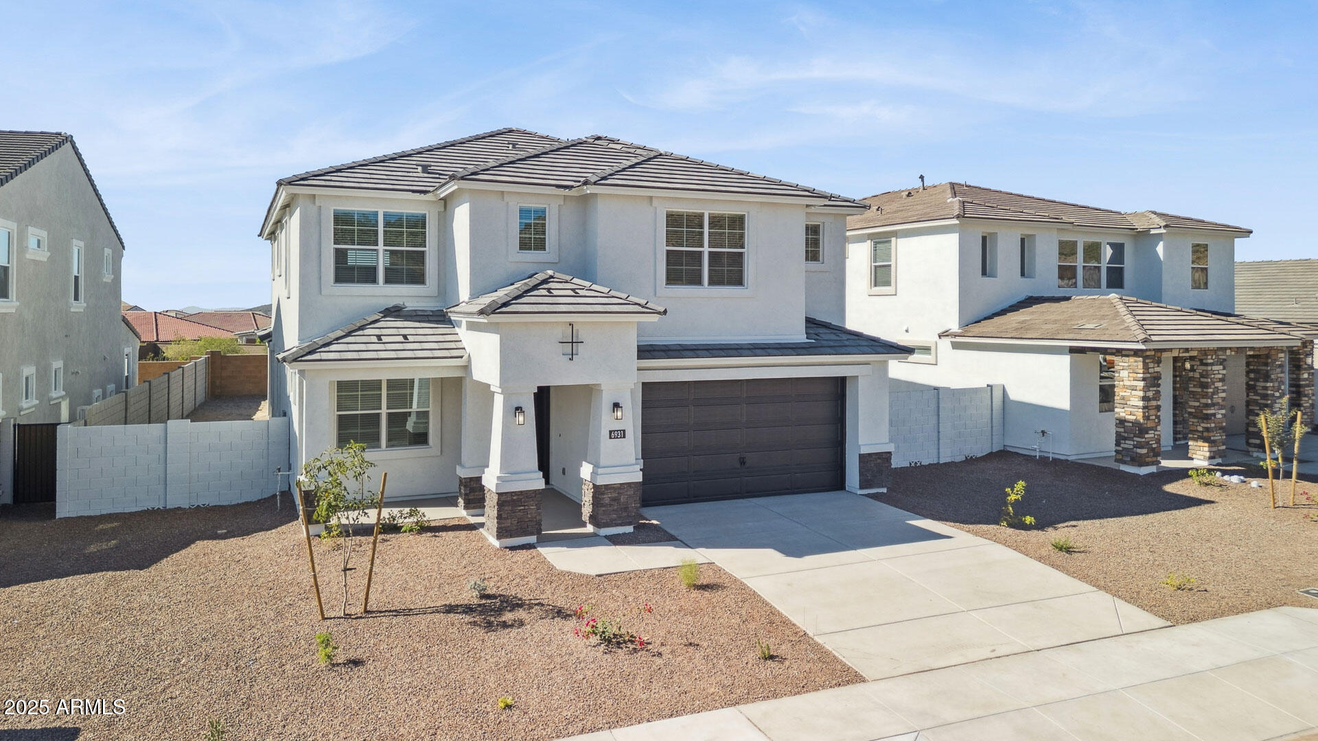 6931 W BUCKHORN Trail