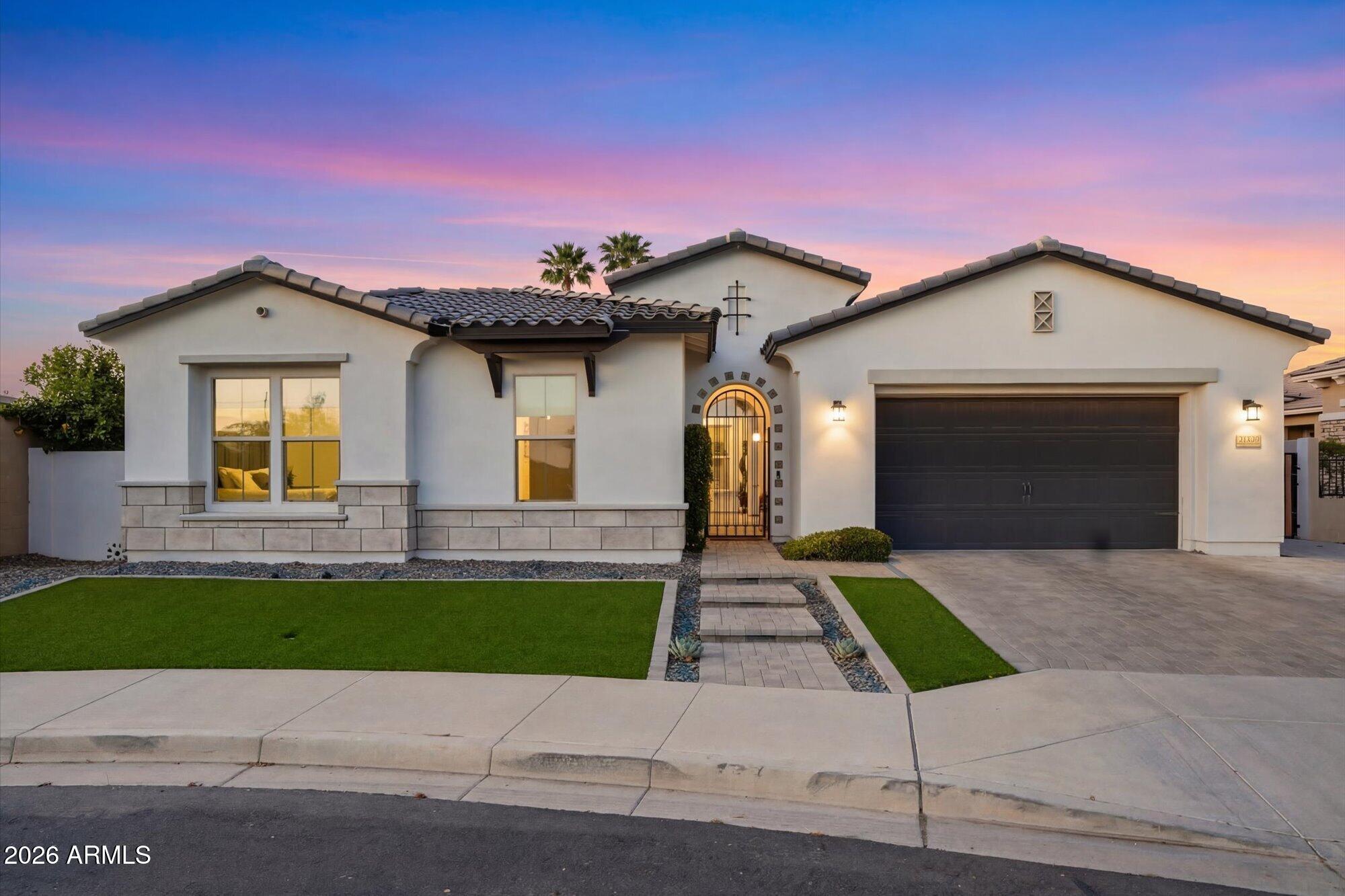 2080 E AQUARIUS Place