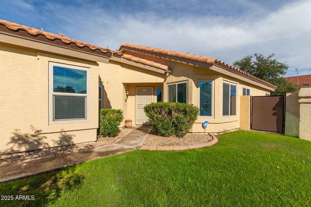 Photo of 3711 N Rosewood Avenue N, Avondale, AZ 85392 (MLS # 6950151)