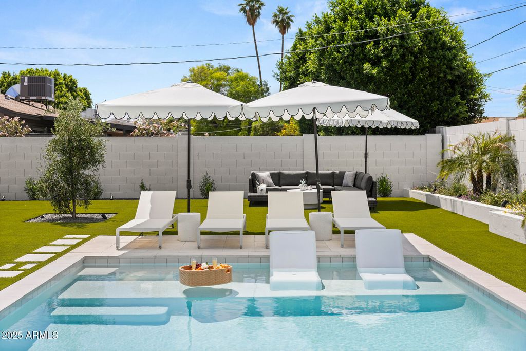 Photo of 7736 E Avalon Drive, Scottsdale, AZ 85251 (MLS # 6974317)