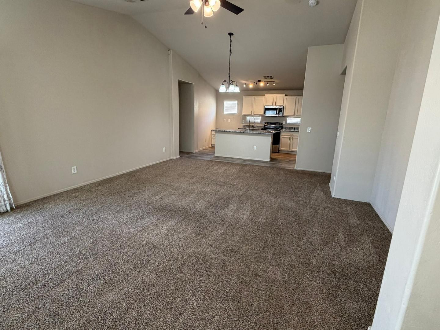 11284 W Magnolia Street