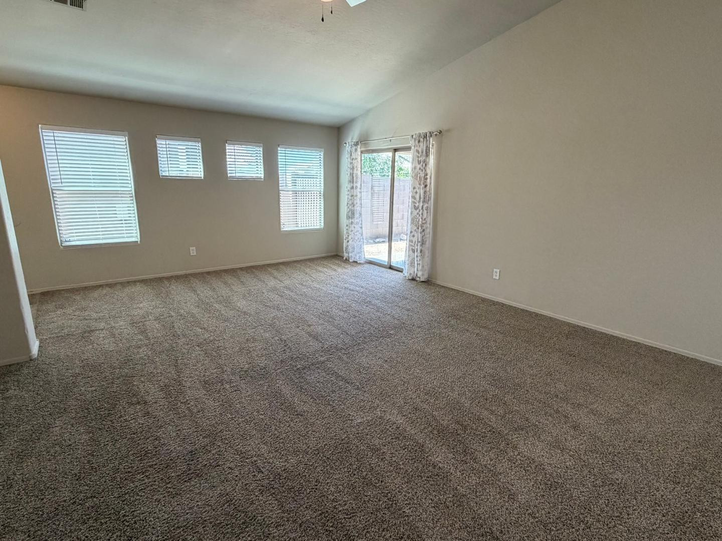 11284 W Magnolia Street