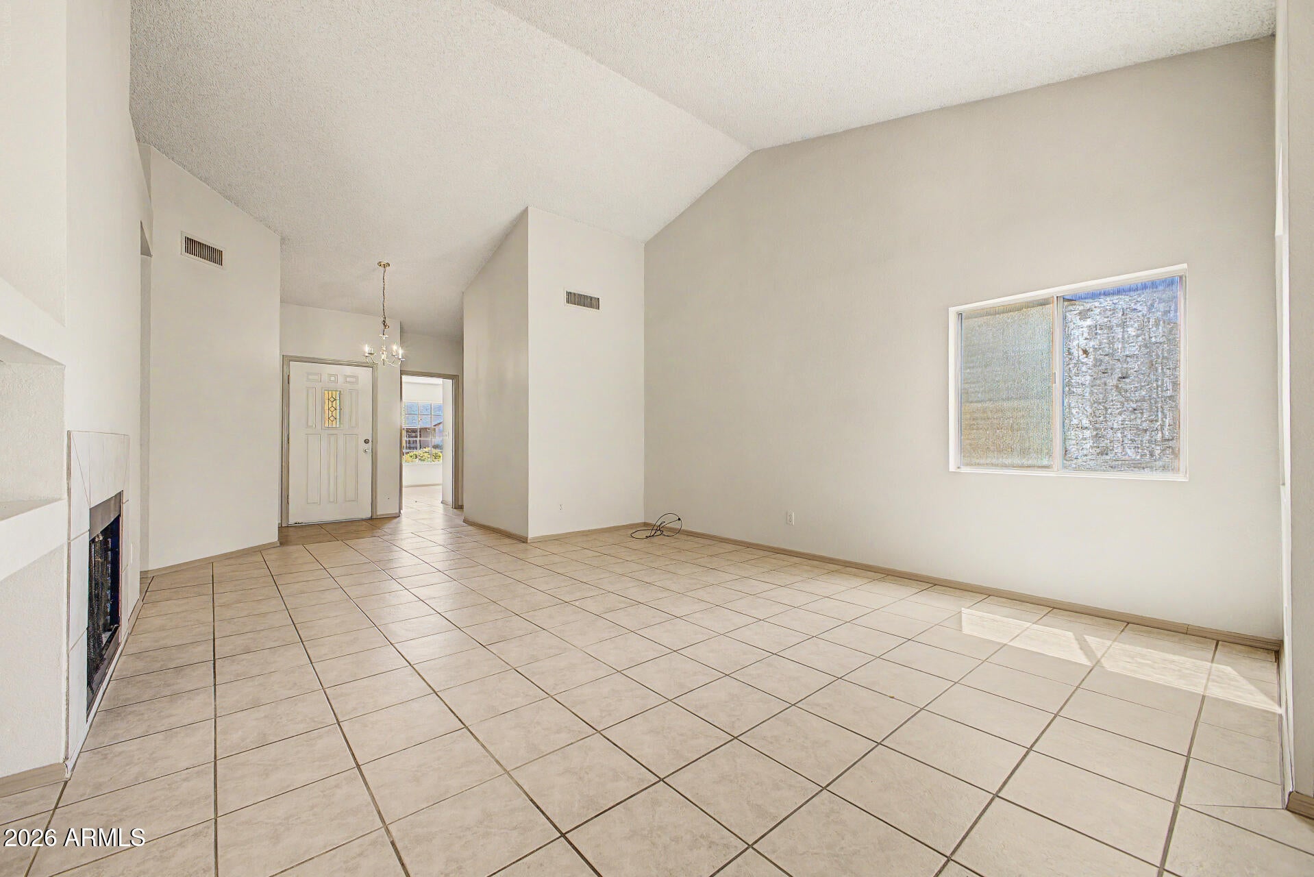 818 W ORAIBI Drive