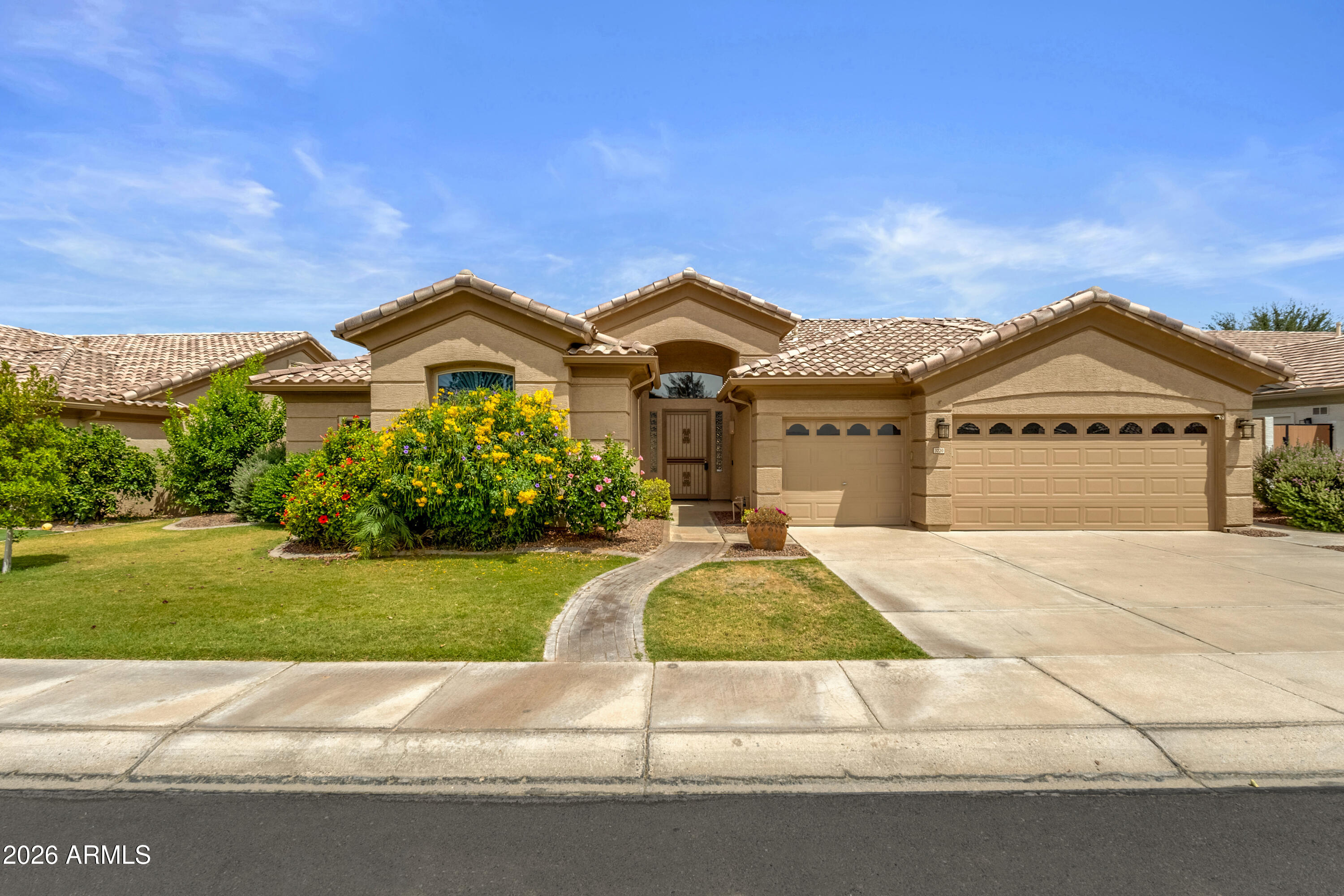 3720 S VISTA Place