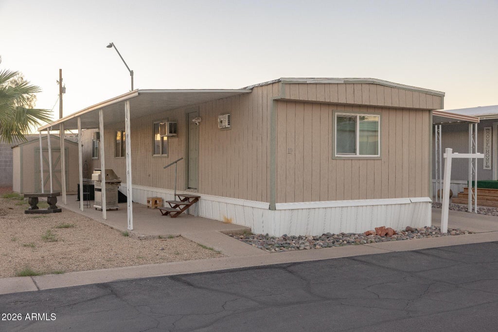 Photo of 8401 N 67th Avenue #11, Glendale, AZ 85304 (MLS # 7073512)