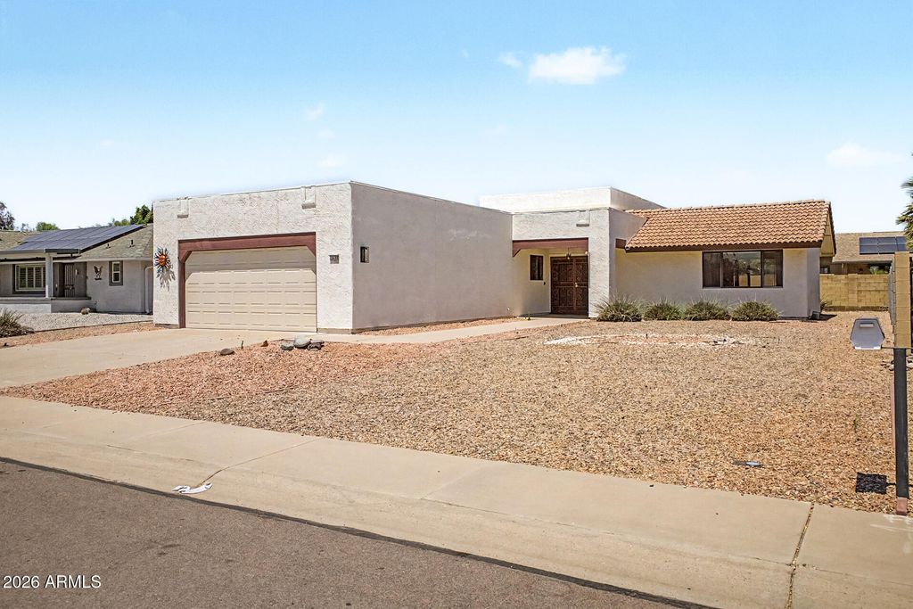 Photo of 12322 W Foxfire Drive, Sun City West, AZ 85375 (MLS # 7026147)
